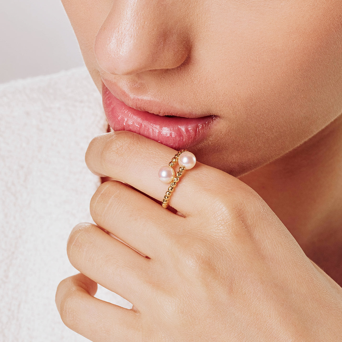 18K Solid Gold Akoya Pearl Ring for Women - Elegant Pearl Jewelry Gift for Anniversary, Birthday & Special Occasions | KR00101