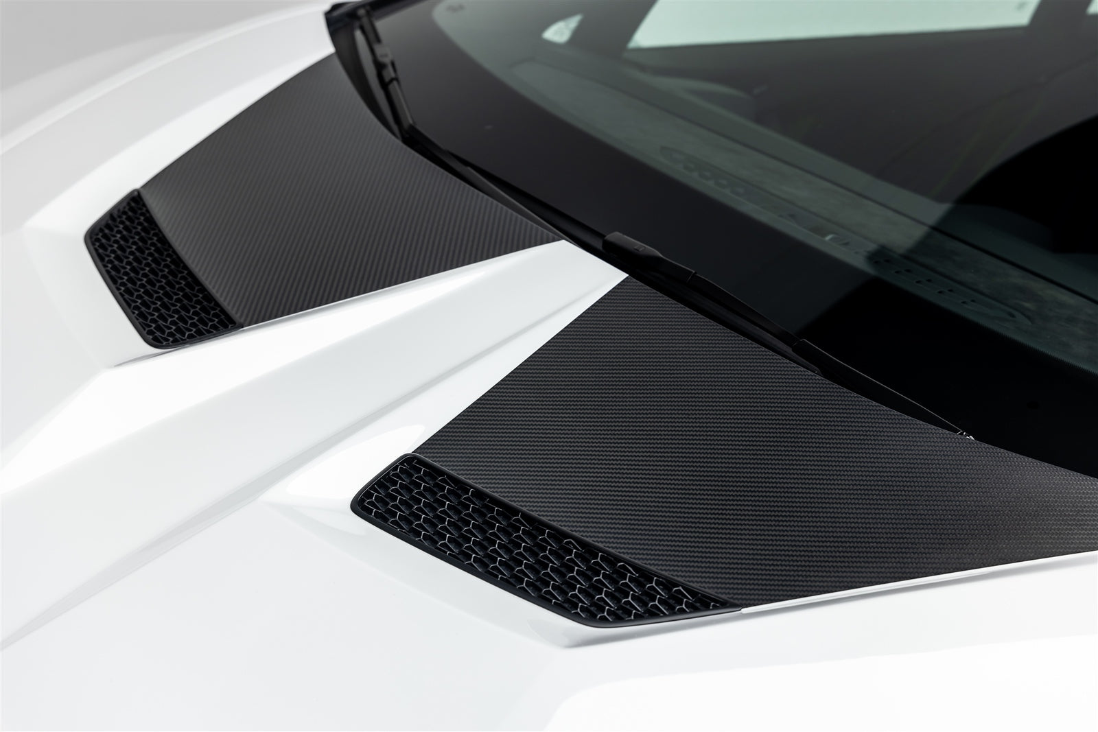 Lamborghini Huracan EVO 2WD Monza Aero Program CB 01 - High Performance Sports Car for Racing Enthusiasts | Perfect for Track Days and Supercar Events