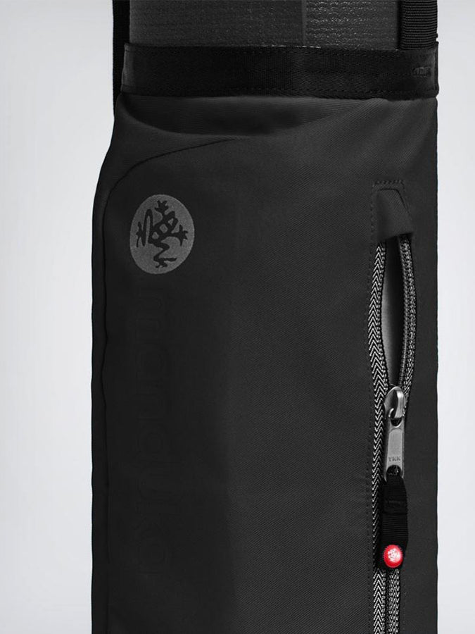 Manduka Go Play 3.0 Yoga Mat Sling - Premium Yoga Mat Carrier for Travel & Studio - Lightweight & Durable Yoga Accessory for On-the-Go Yogis - Perfect for Gym, Yoga Class & Outdoor Workouts