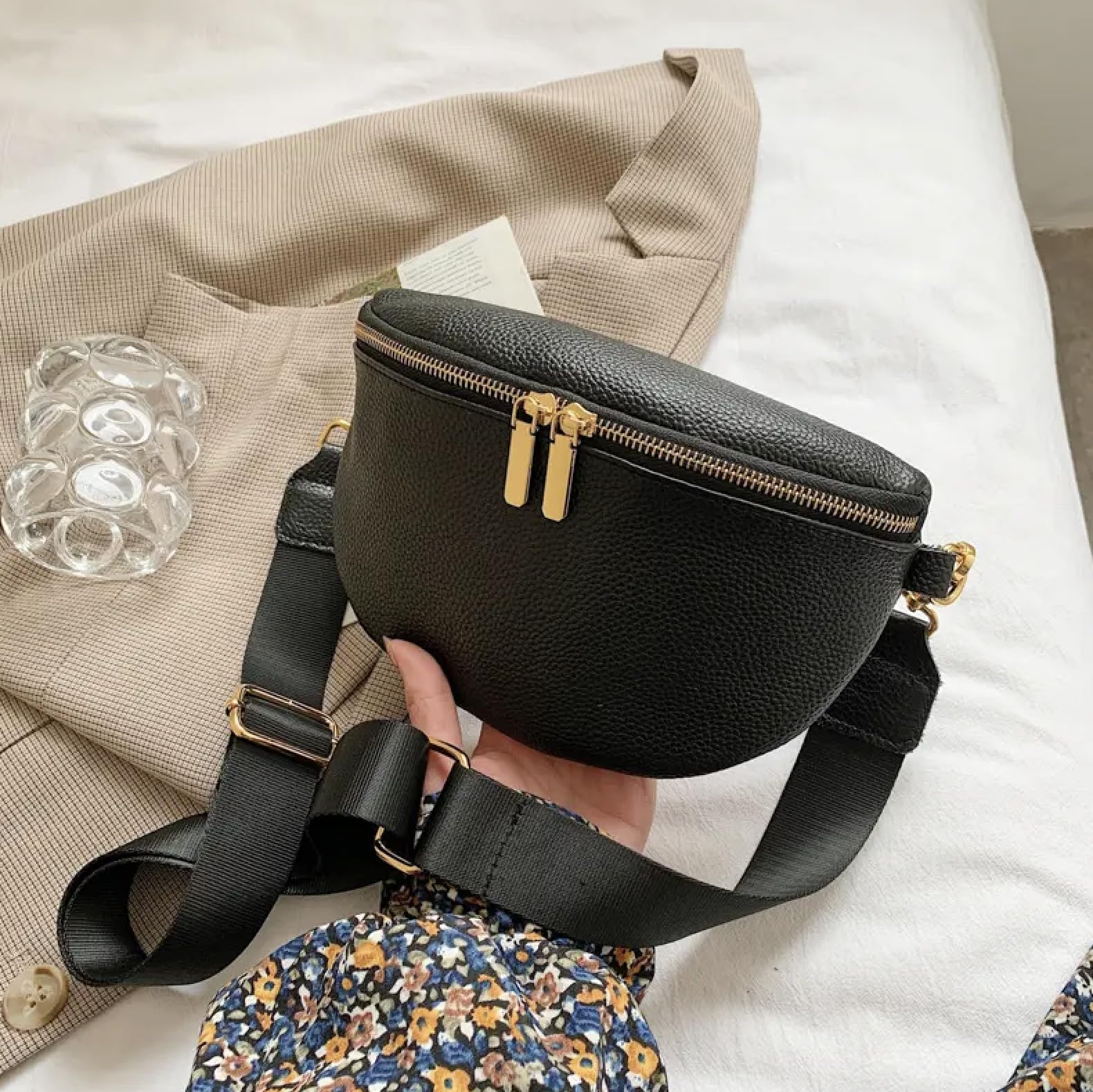 Trendy Women's Leather Fanny Pack Crossbody Bag - Stylish Sling Bag for Travel, Vacation & Everyday Use - Small Waist Pack Purse with Adjustable Strap (Black) - Perfect for Hiking, Shopping & Outdoor Activities