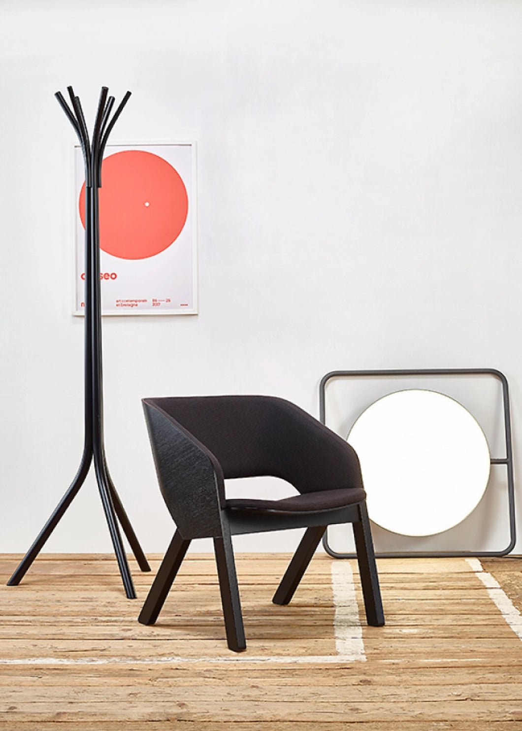 Ton Merano Lounge Chair - Modern Comfortable Living Room Chair for Relaxing & Reading - Perfect for Home, Office & Lounge Spaces