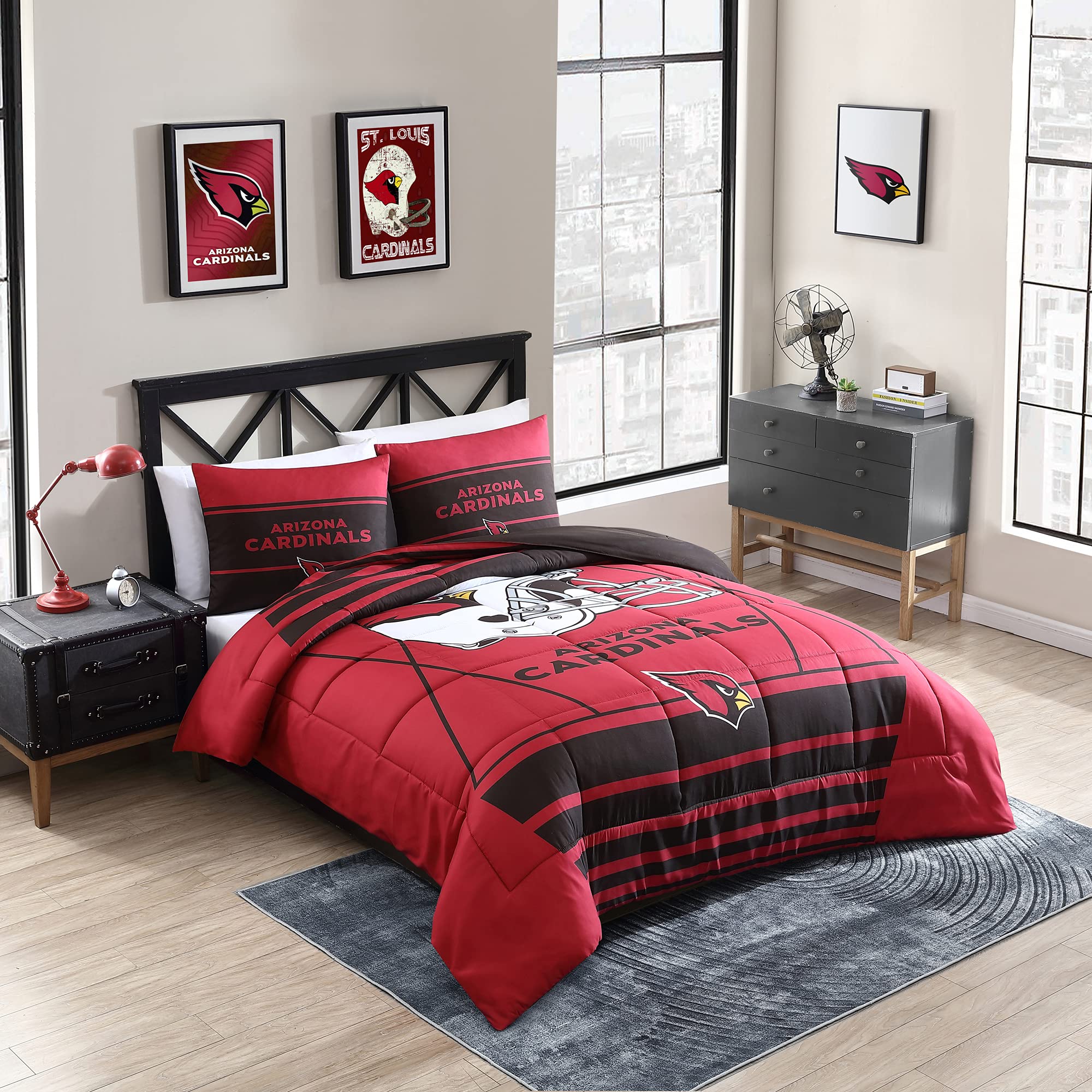 NFL Unisex Adult Crosser Comforter Set - 3 Piece Bedding Set for Football Fans, Team Logo Comforter with Pillow Shams - Perfect for Game Day, Bedroom Decor, and Sports Themed Rooms