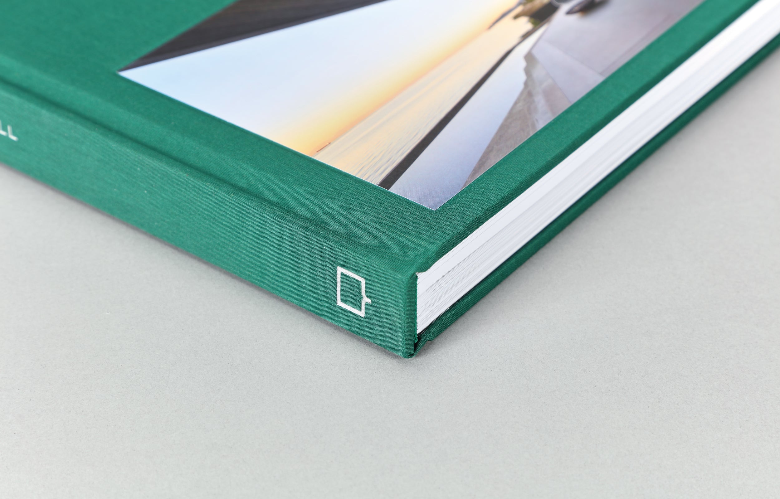 Liminal House: McLeod Bovell - Limited Edition Masterpiece Series with Slipcase | Architectural Design Book for Collectors & Home Decor Enthusiasts