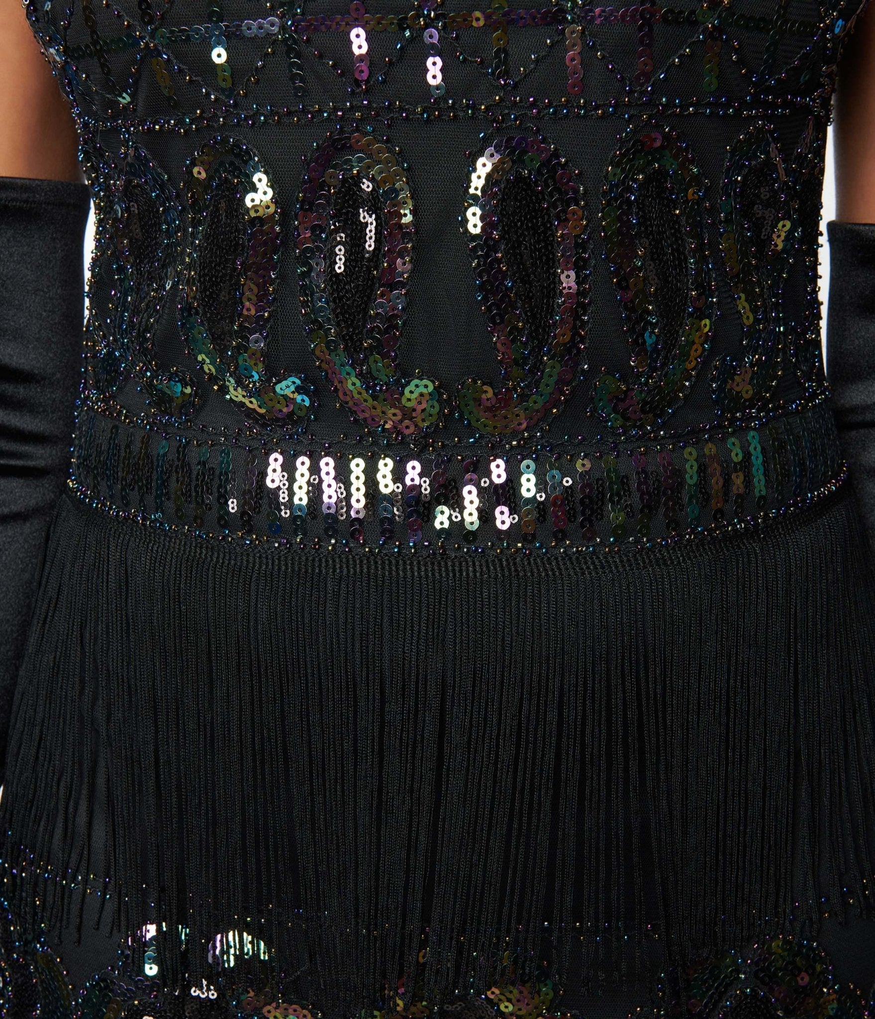Vintage 1920s Black Sequin Flapper Dress - Iridescent Sleeveless Gatsby Party Costume for Roaring 20s Theme Party, Halloween, or Burlesque Show