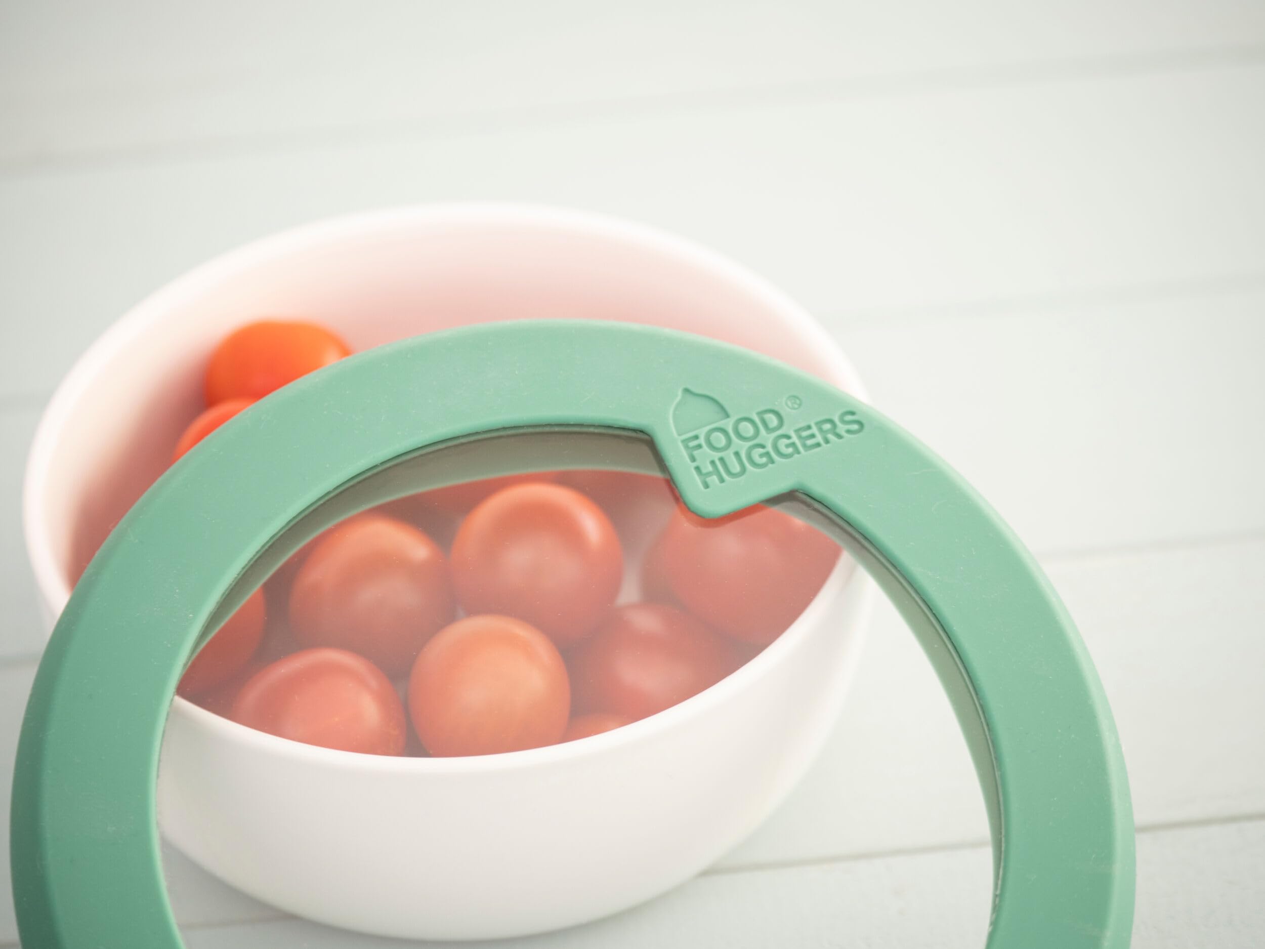 Eco-Friendly Silicone & Glass Food Storage Lids - Crack-Proof Replacement Covers for Round Containers & Bowls | Plastic-Free Kitchen Organizer | Perfect for Meal Prep, Leftovers & Sustainable Living (Small Size, Gradual Green)