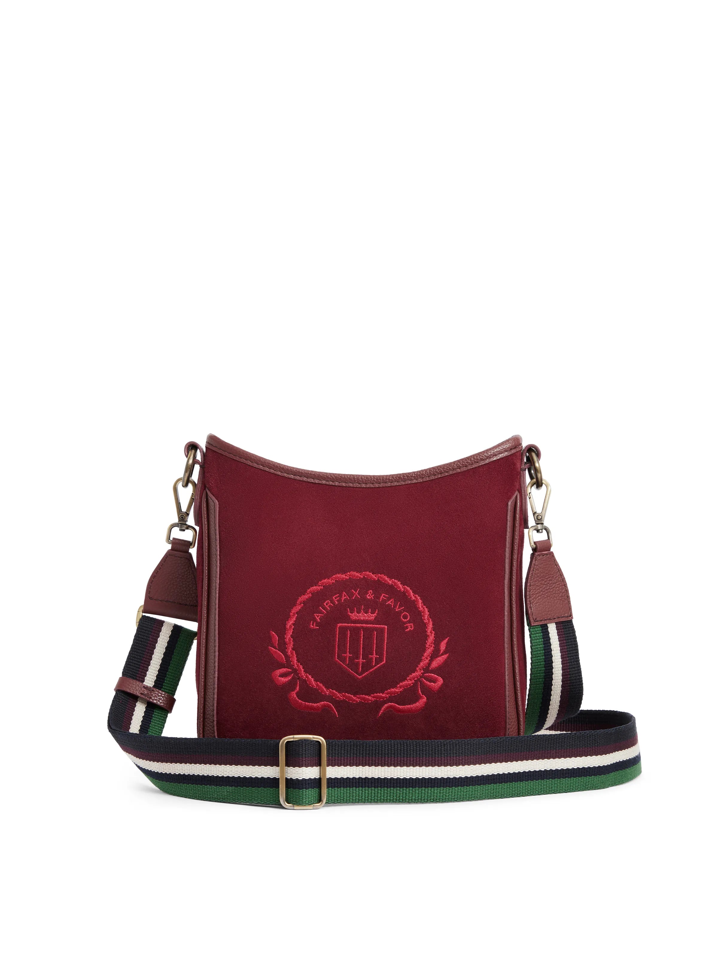 Richmond Vintage Leather Messenger Bag for Men & Women - Stylish & Durable Crossbody Bag for Work, School & Travel - Ruby Red Color