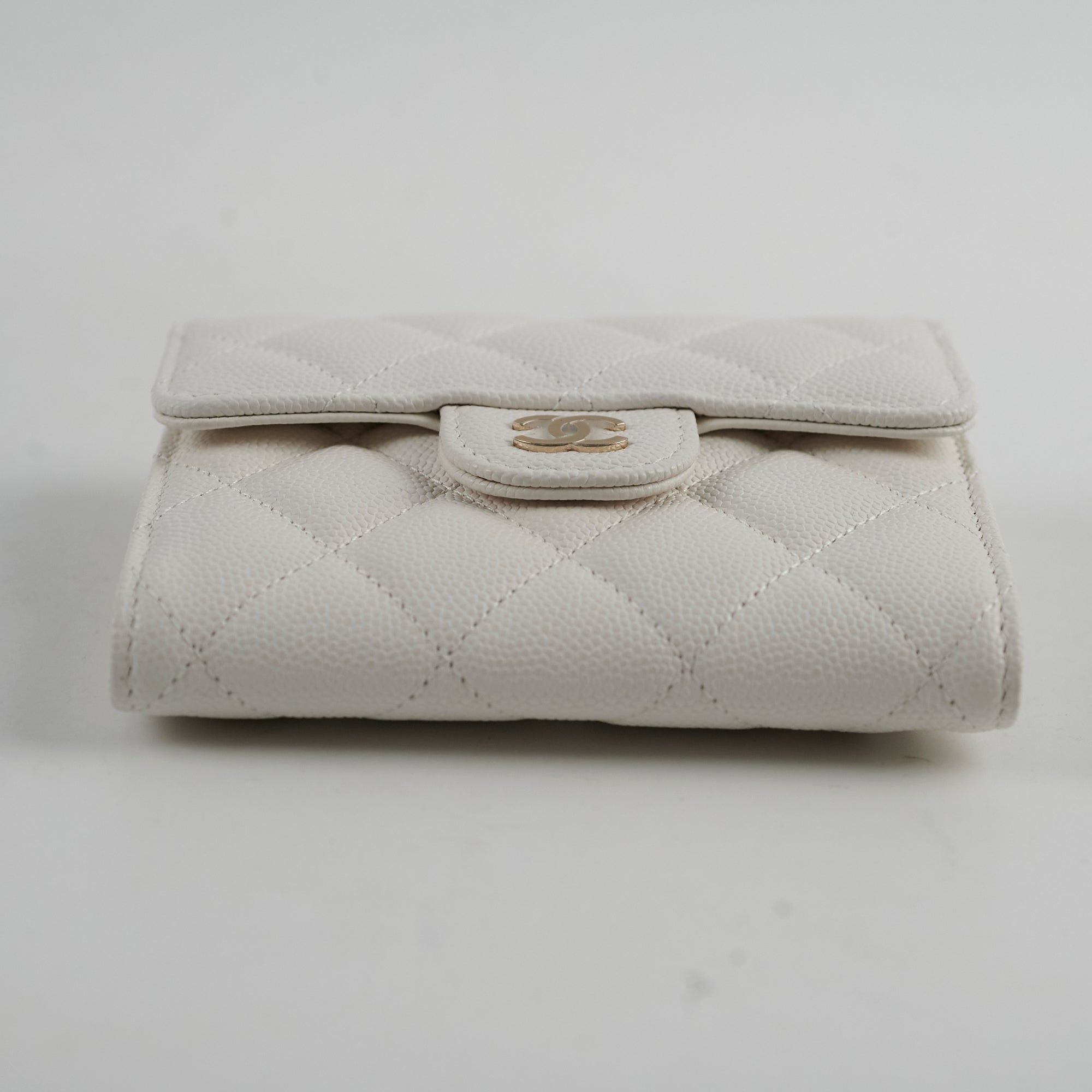 Chanel Caviar Leather Compact Wallet in White - Luxury Small Wallet for Women, Perfect for Everyday Use & Special Occasions