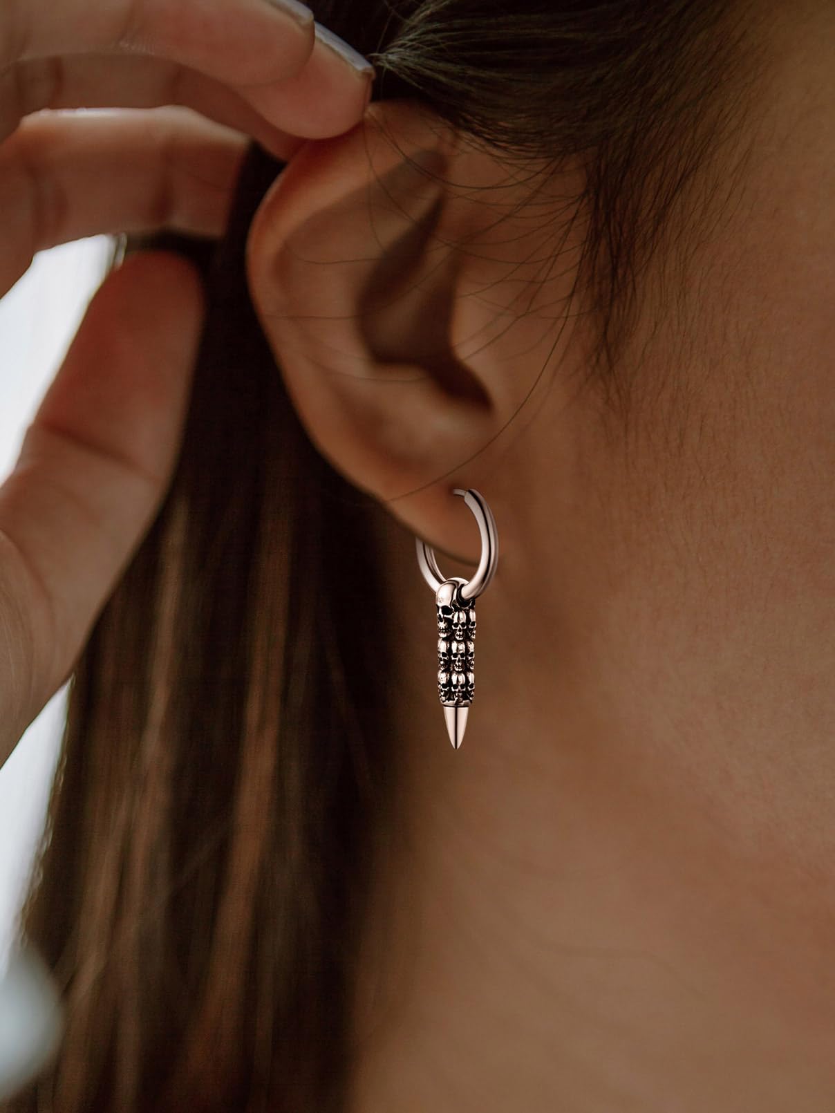 Gothic Skull Earrings for Men - Punk Skull Stud & Hoop Earrings in Stainless Steel & Black - Cool Halloween Jewelry with Gift Box - Perfect for Punk Fashion, Gothic Style & Halloween Costumes