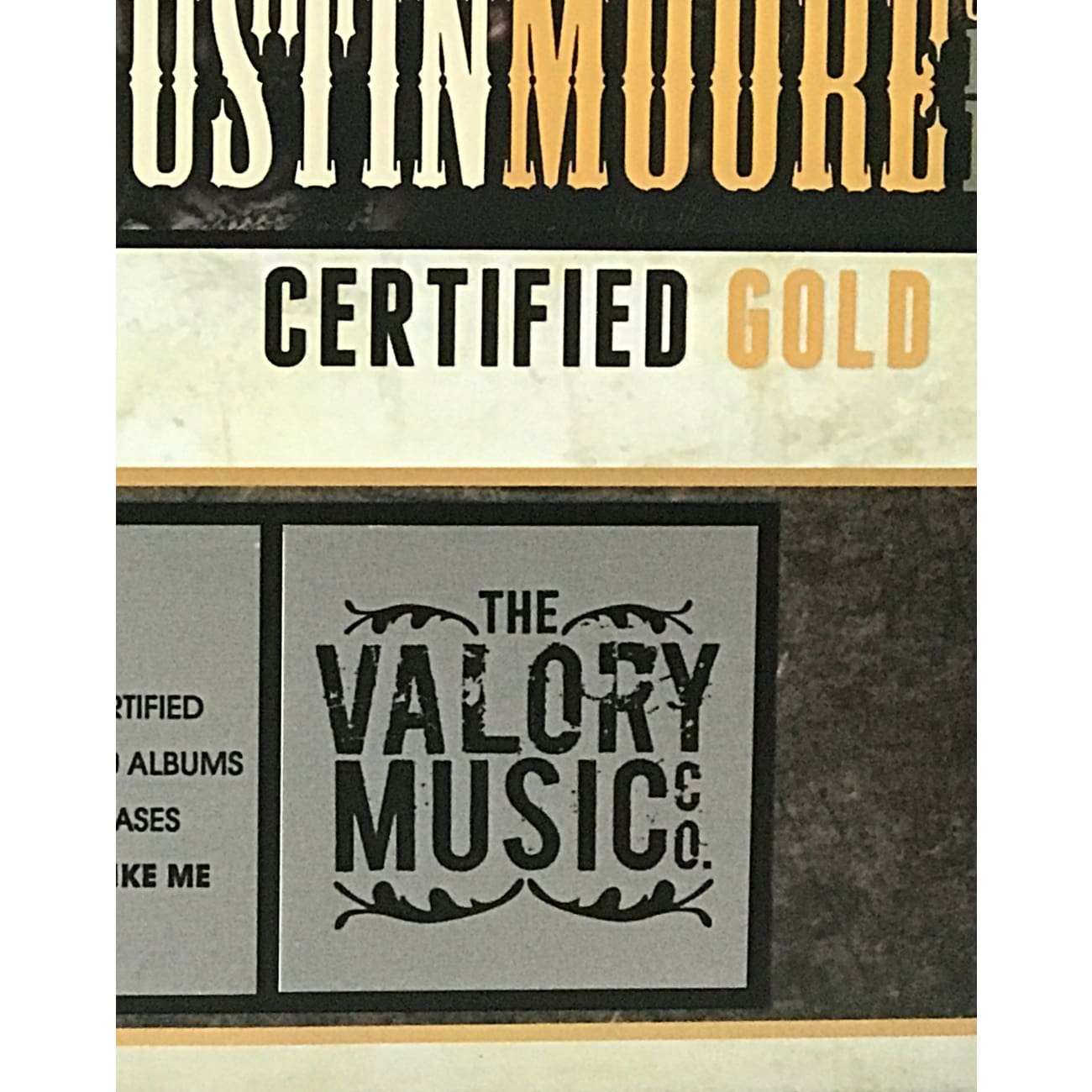 Justin Moore RIAA Certified Gold & Platinum Albums - Outlaws Like Me & Debut Album - Perfect for Country Music Fans & Collectors