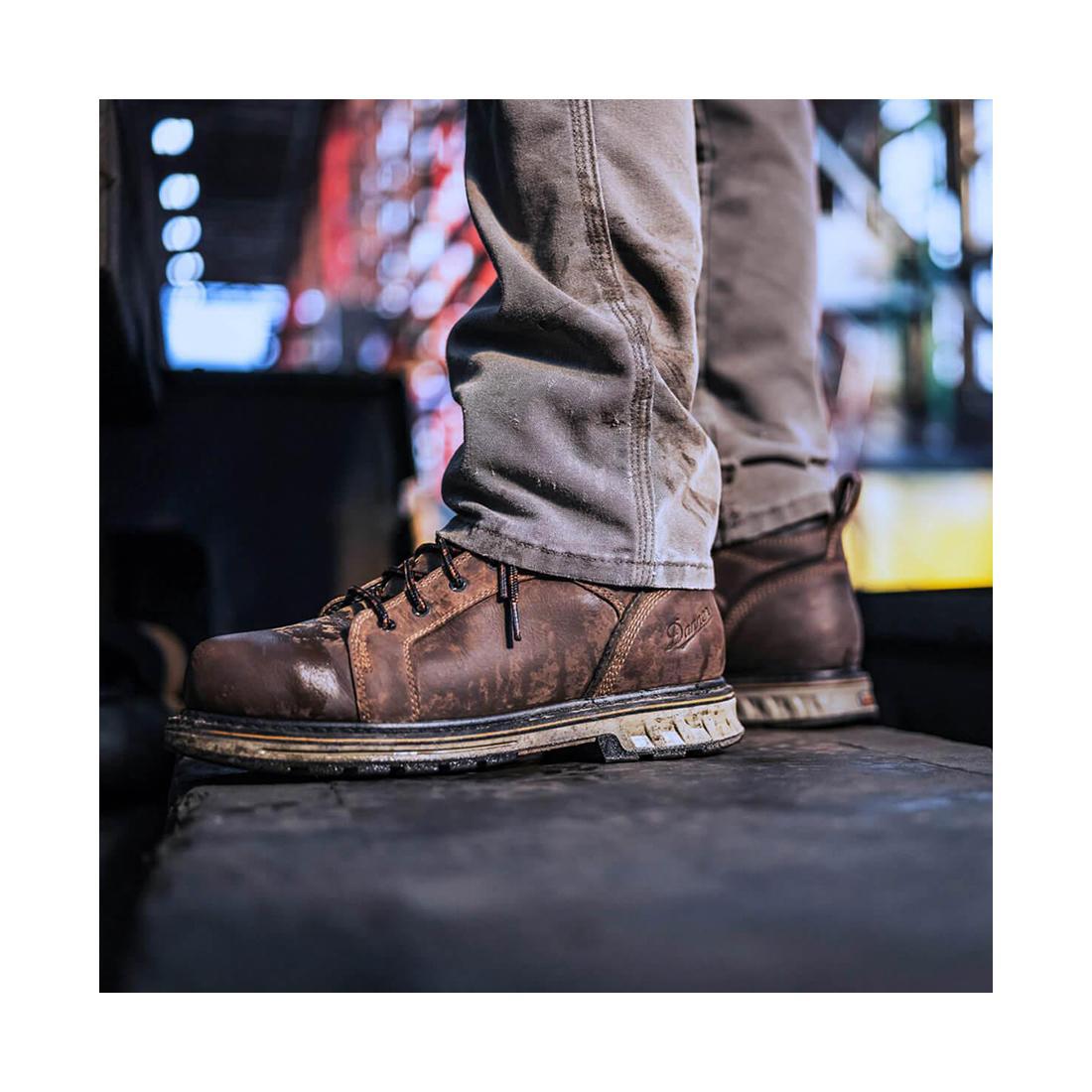 **Steel Yard 8