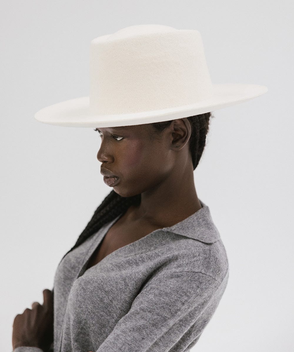 Stylish Upturned Brim Hat - Trendy Summer Sun Hat for Women - Perfect for Beach, Outdoor Activities & Fashion