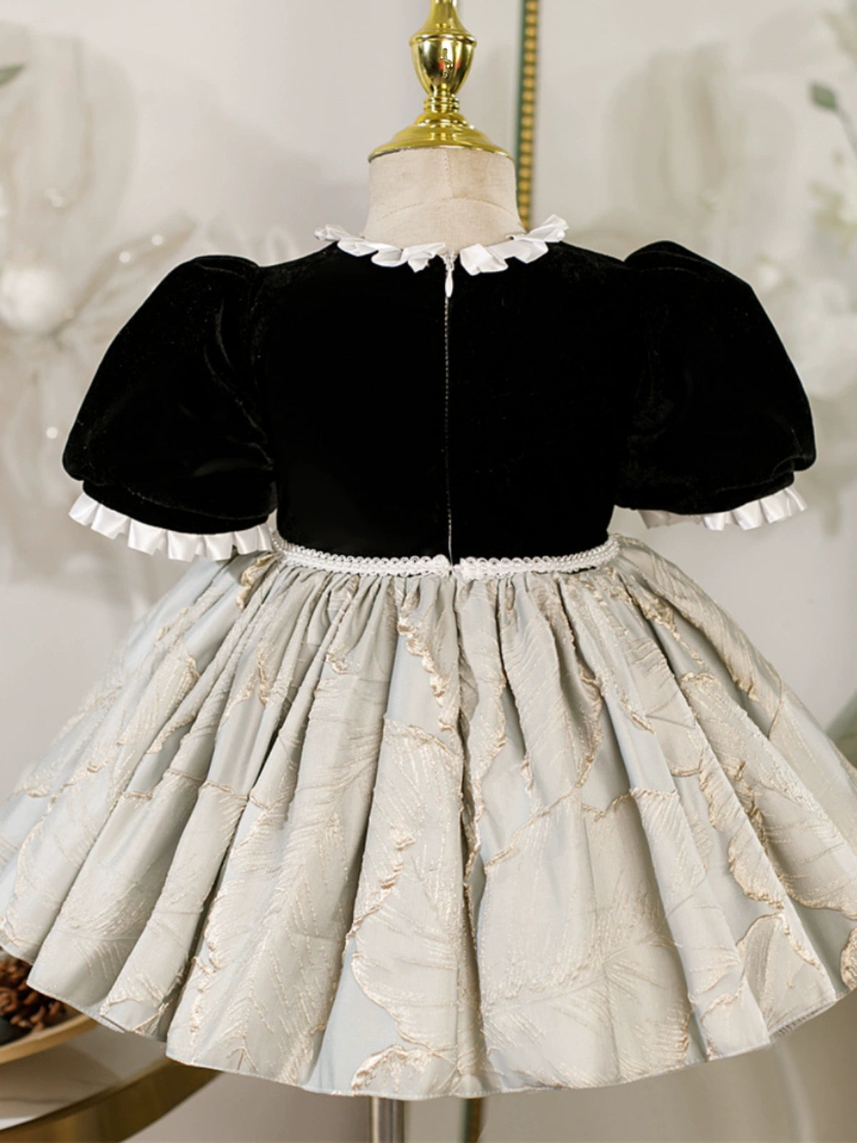 Black Princess Round Satin Flower Girl Dress - Elegant Formal Occasion Wear for Weddings, Parties & Special Events