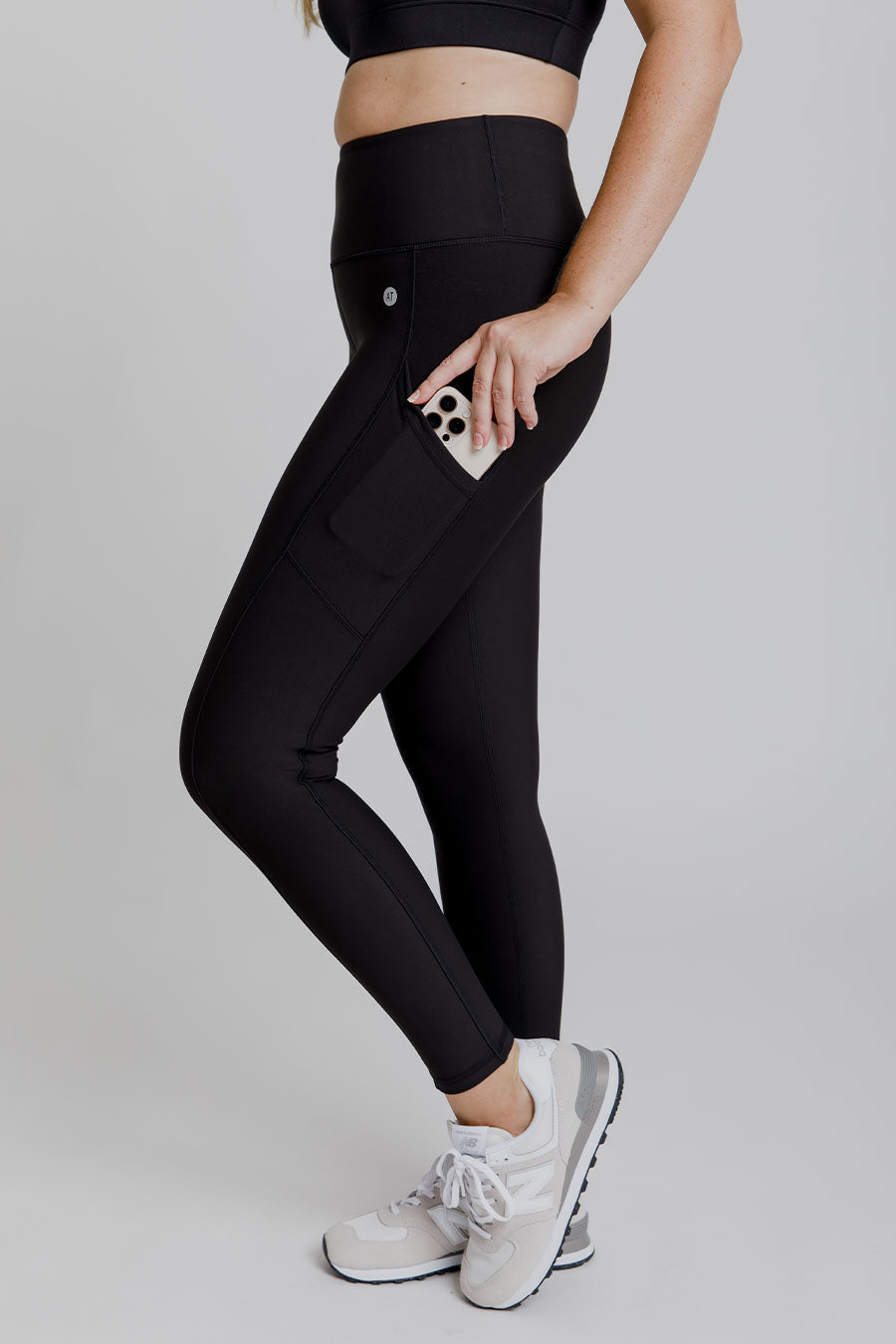 Thermal Pocket Leggings for Women - Black Winter Warm Fleece Lined Tights - Perfect for Yoga, Running, and Cold Weather Activities