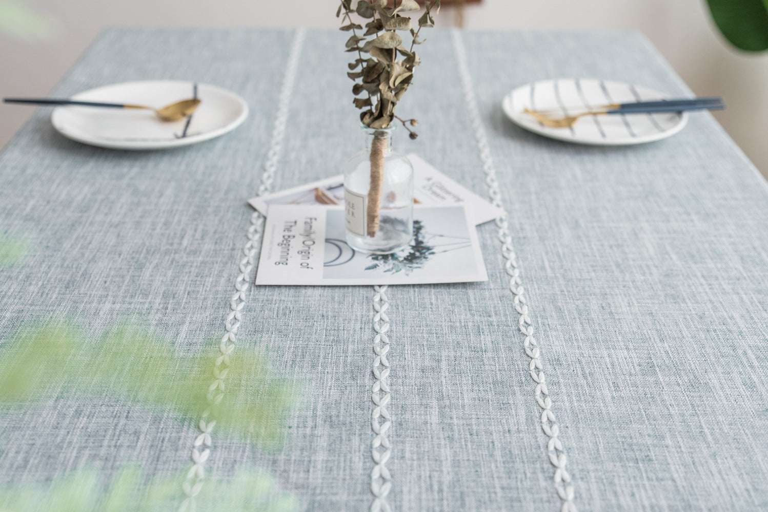 160x100cm Beige Striped Cotton Linen Embroidered Tassel Tablecloth - European & American Farmhouse Style Dining Table Cover for Restaurants, Weddings, and Home Decor