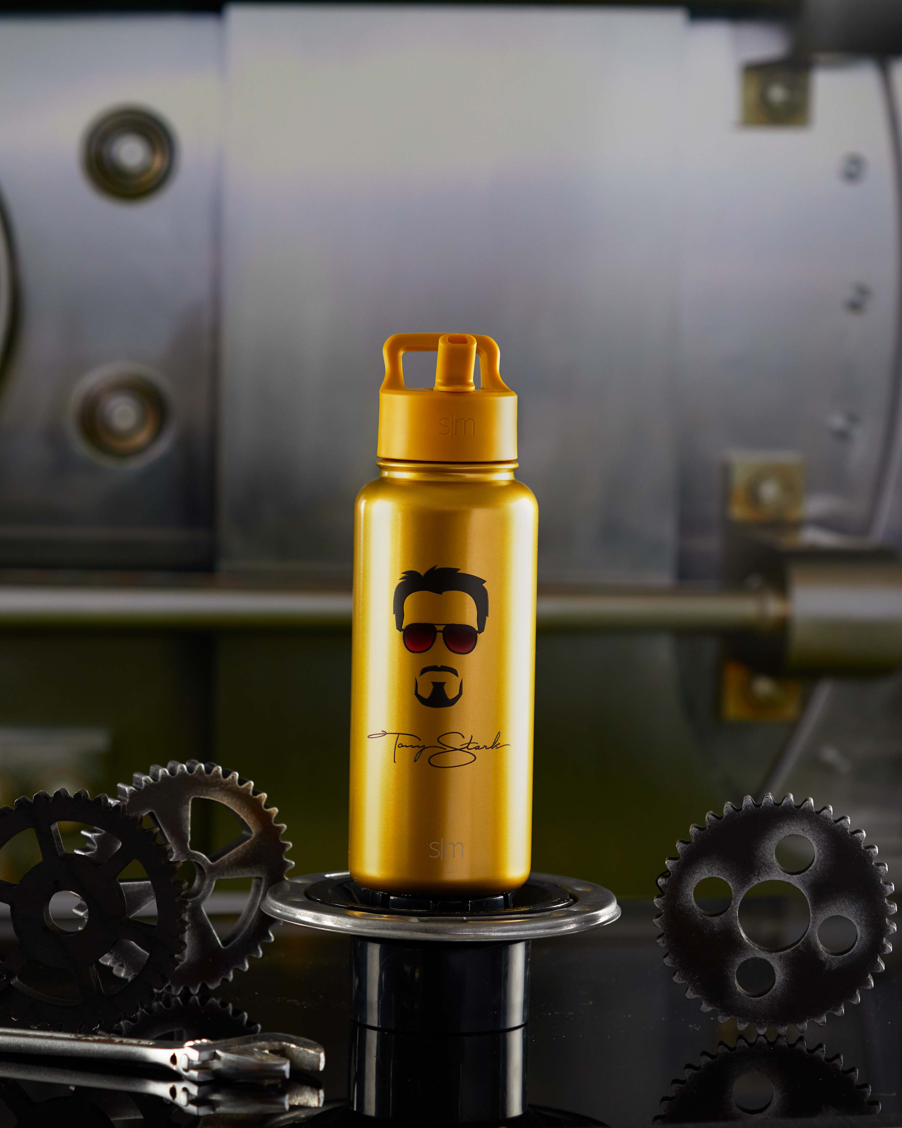 Marvel Summit Stainless Steel Water Bottle - 20oz Insulated Thermos for Hot & Cold Drinks - Leak Proof & BPA Free - Perfect for Hiking, Gym & Outdoor Adventures