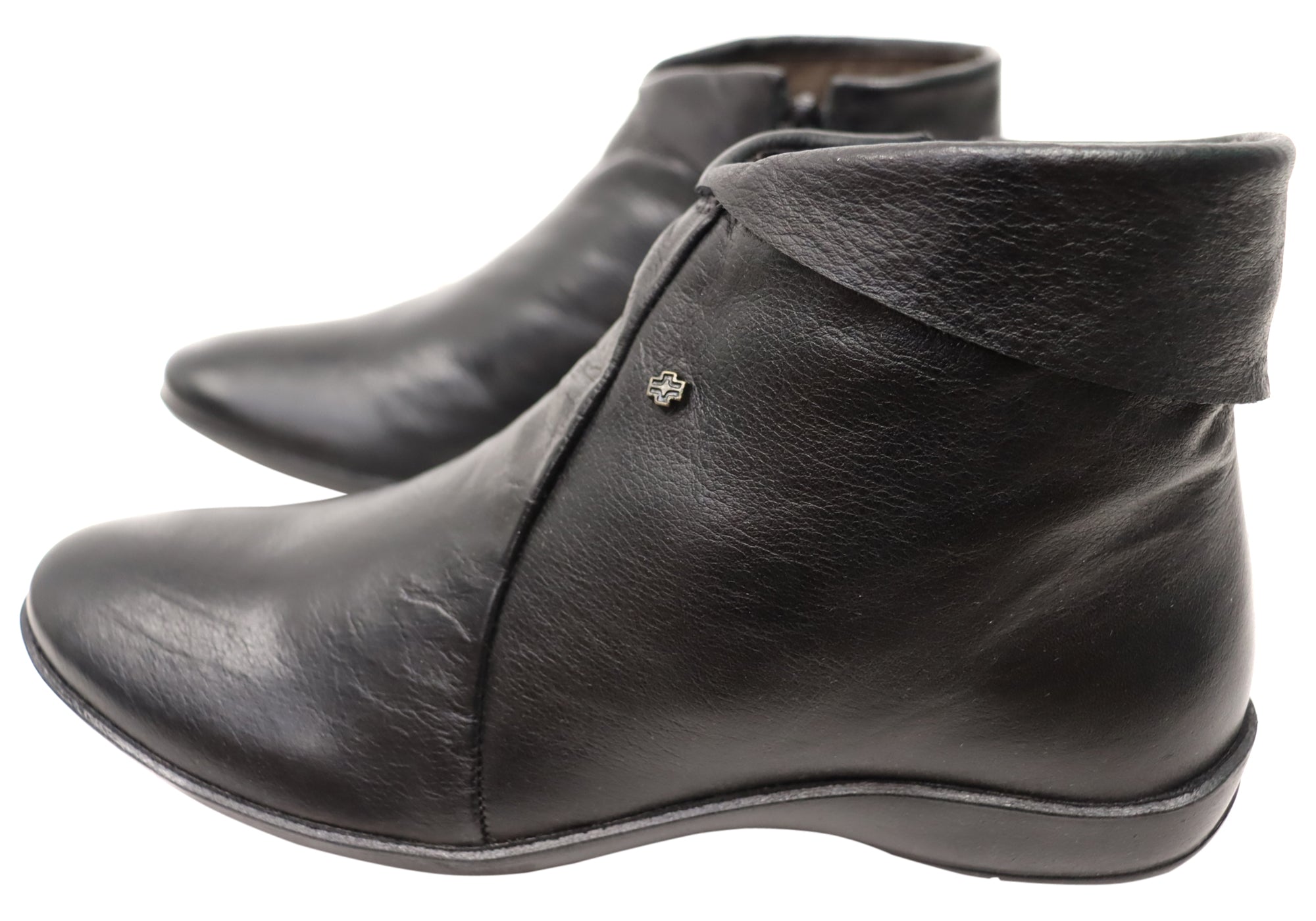 Perlatto Lotty Women's Comfortable Leather Ankle Boots - Made in Brazil - Stylish & Durable for Work, Travel & Everyday Wear