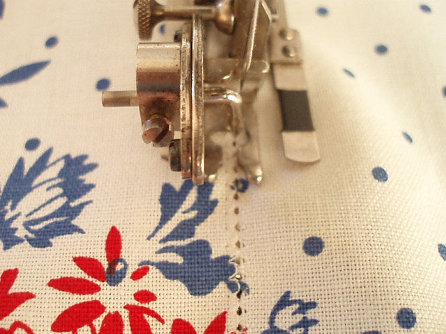 Vintage Original Singer Hemstitcher & Picot Edger Attachment - Perfect for Sewing Lace, Linens & Vintage Fabric Edging - DIY Sewing Projects & Heirloom Clothing Repair