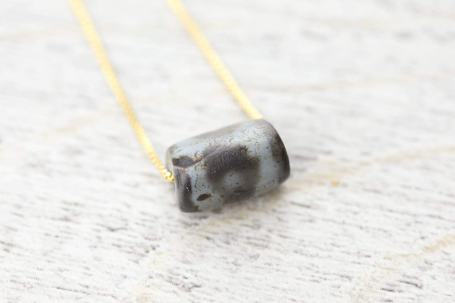Ancient Tibetan 3 Eye Dzi Bead - Genuine Agate Stone Protection Amulet for Spiritual Healing, Wealth & Good Luck - Perfect for Meditation, Jewelry Making & Buddhist Rituals