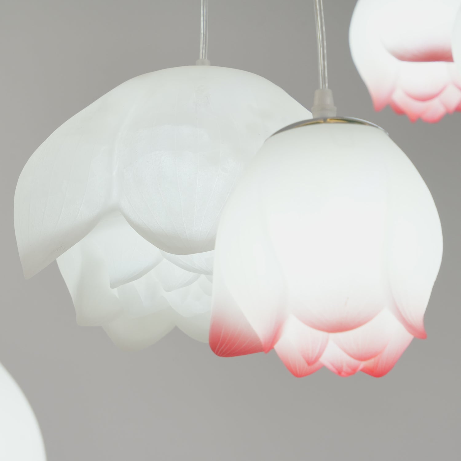 Elegant Lotus Flower Chandelier Lighting Fixture - Modern Crystal Ceiling Light for Living Room, Bedroom, Dining Room & Wedding Decor