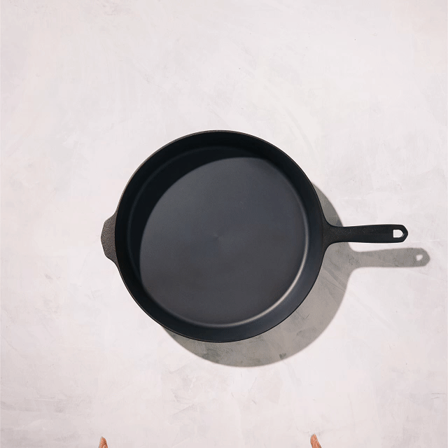 Premium No.12 Cast Iron Skillet - 12 Inch Pre-Seasoned Heavy Duty Skillet for Oven, Grill & Stovetop - Perfect for Searing, Frying, Baking & Camping Cooking