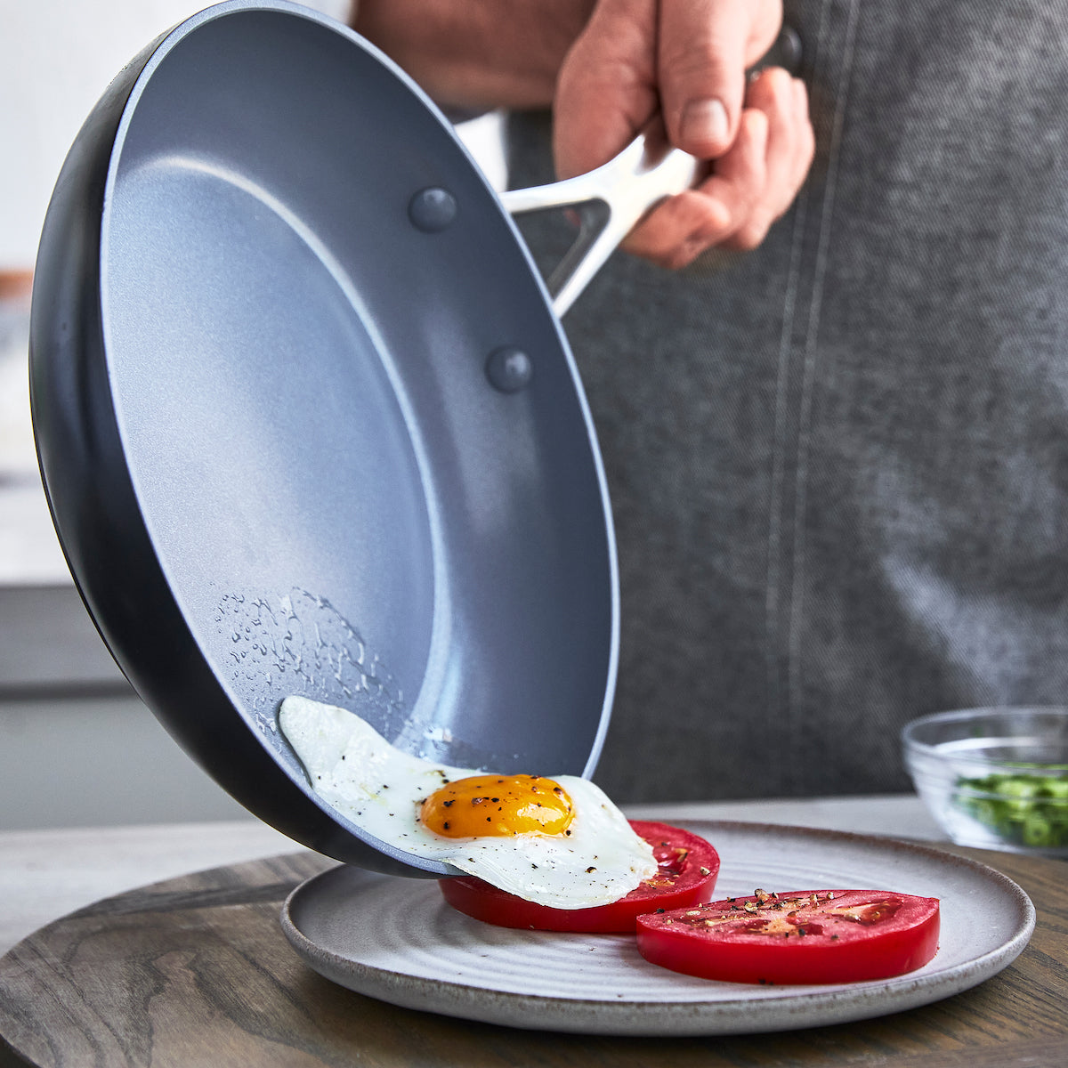 Valencia Pro Ceramic Nonstick 8-Inch Frying Pan - Healthy Cooking Skillet for Eggs, Pancakes & Stir Fry | Oven & Dishwasher Safe Non-Toxic Cookware