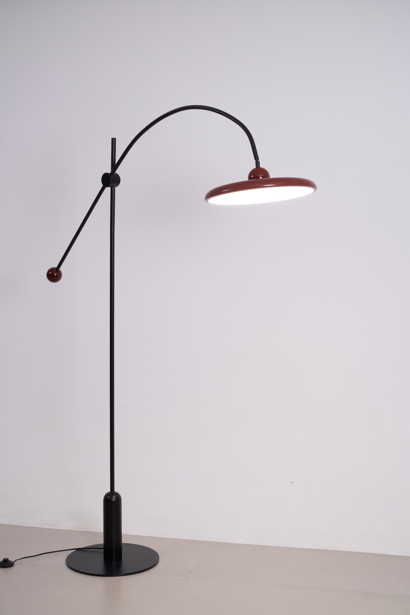 Modern Lola Floor Lamp - Adjustable LED Standing Light for Living Room, Bedroom & Office - Bright & Energy Efficient Home Decor Lighting
