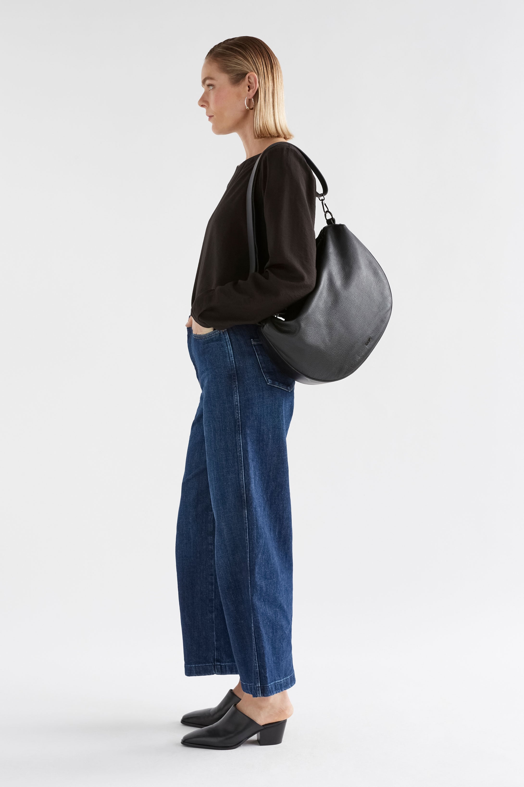 Stylish Ilin Crossbody Bag for Women - Fashionable & Lightweight Shoulder Purse - Perfect for Daily Use, Travel, and Shopping