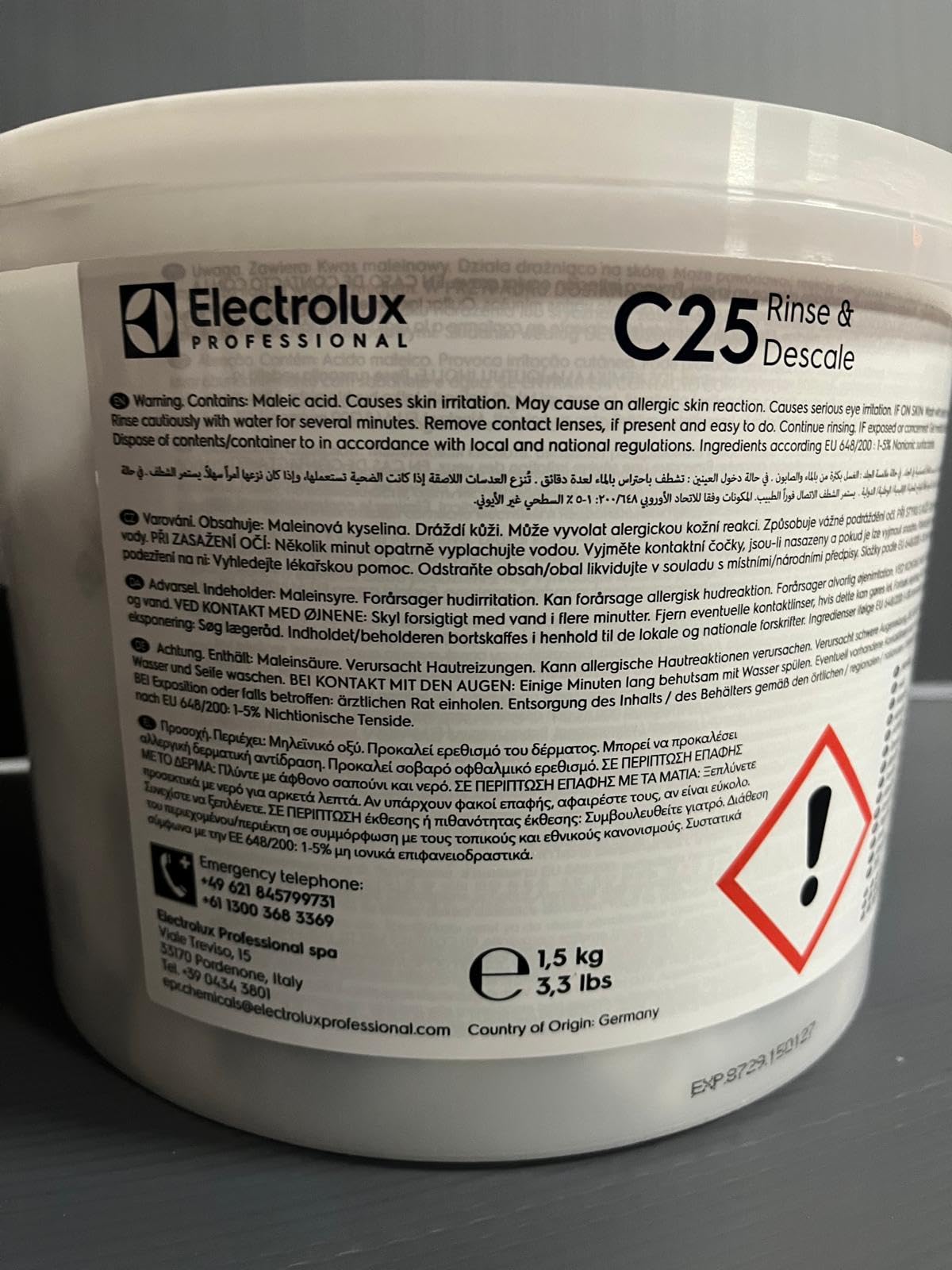 Electrolux Professional Solid Detergents - C22 Cleaning Tablets & C25 Rinse & Descale Tablets for Commercial Dishwashers - Perfect for Restaurants, Hotels, and Catering Services