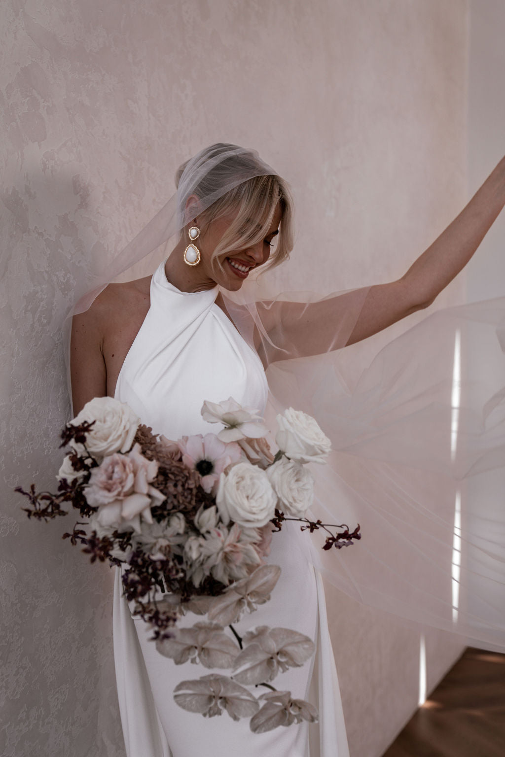 Quinn Veil - Elegant Bridal Accessory for Weddings, Parties & Special Occasions | Perfect for Brides, Prom & Formal Events