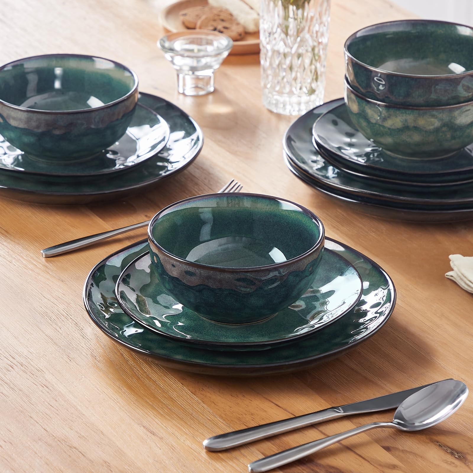 Vancasso Starry 12-Piece Dinnerware Set for 4 - Stoneware Plates & Bowls Set, Dishwasher & Microwave Safe, Green - Perfect for Family Dinners, Parties & Everyday Use