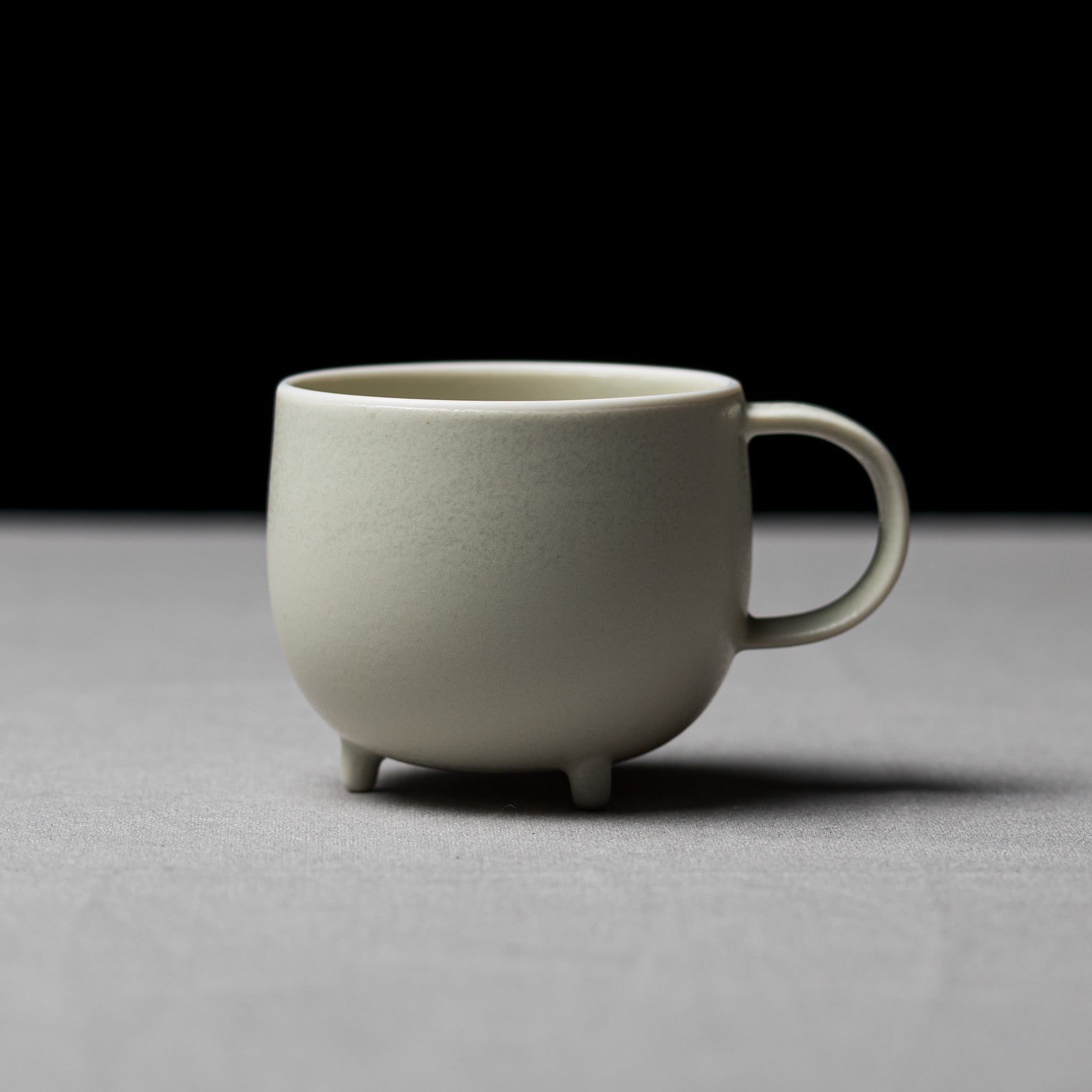 Marumi Series Three Legs Round Mug Cup 180ml - Perfect for Coffee, Tea & Hot Drinks at Home or Office