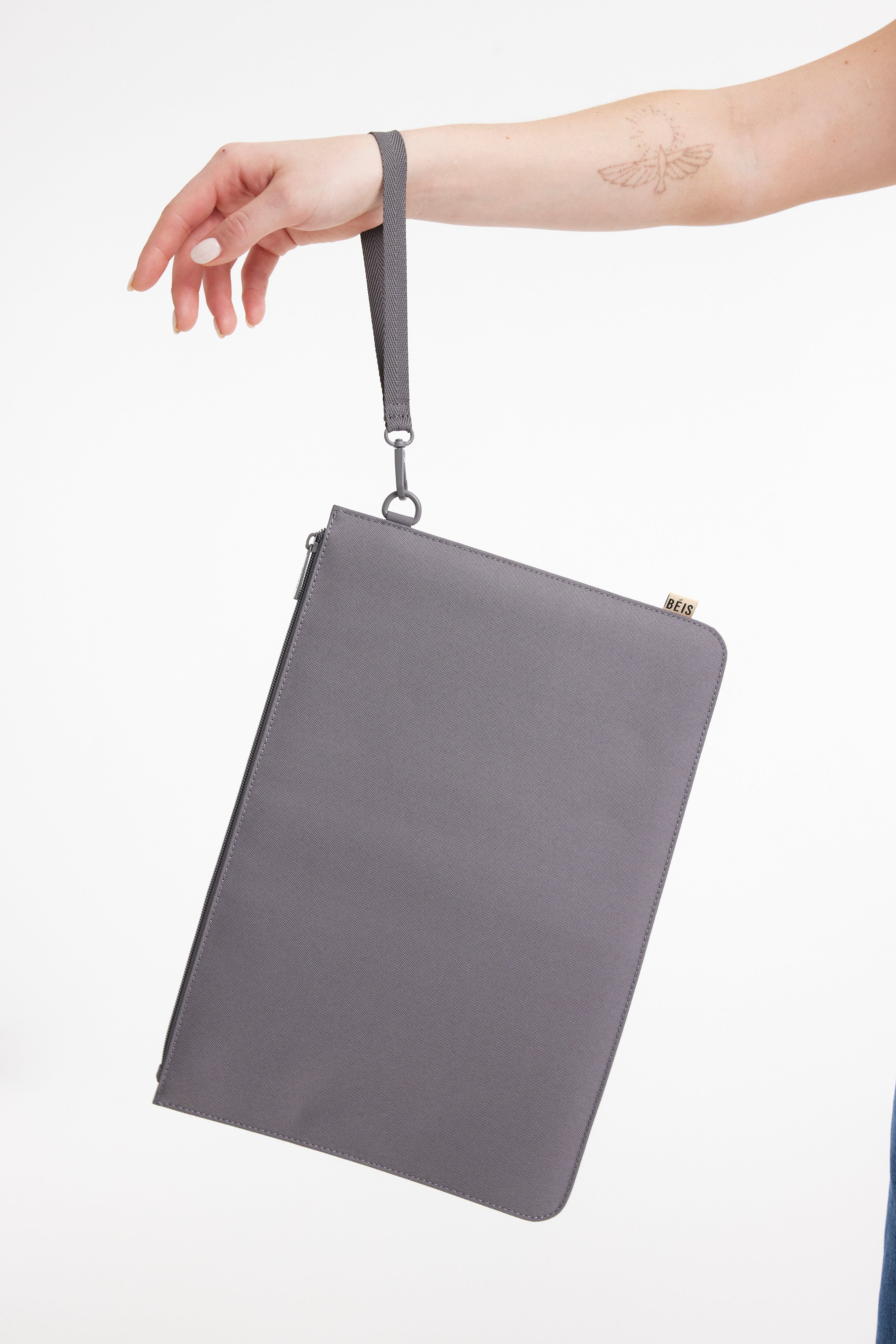 Beis Essentials Grey Laptop Sleeve - Lightweight & Protective Case for MacBook, iPad, Chromebook - Perfect for Work, School & Travel Accessories