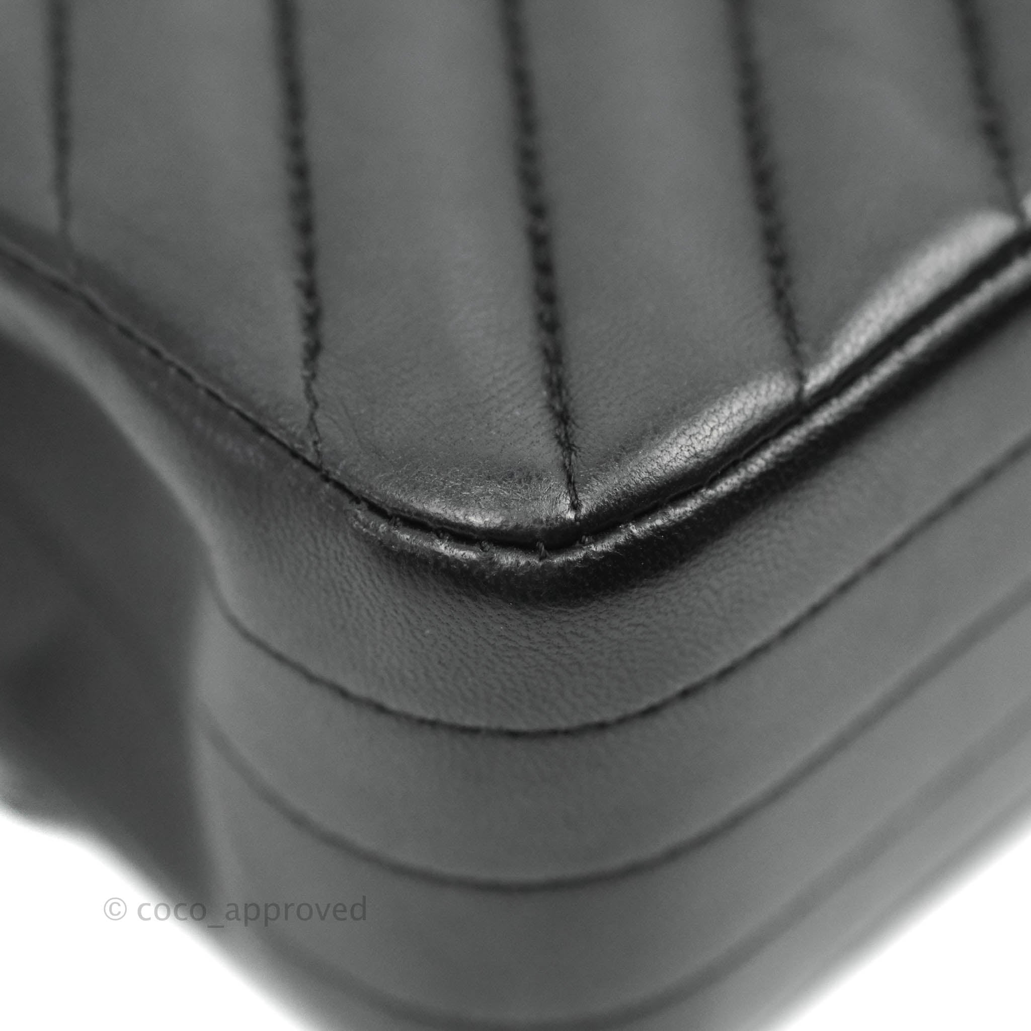 Chanel Classic Chevron M/L Medium Double Flap So Black Lambskin Bag - Luxury Designer Handbag for Women, Perfect for Evening Events & Special Occasions