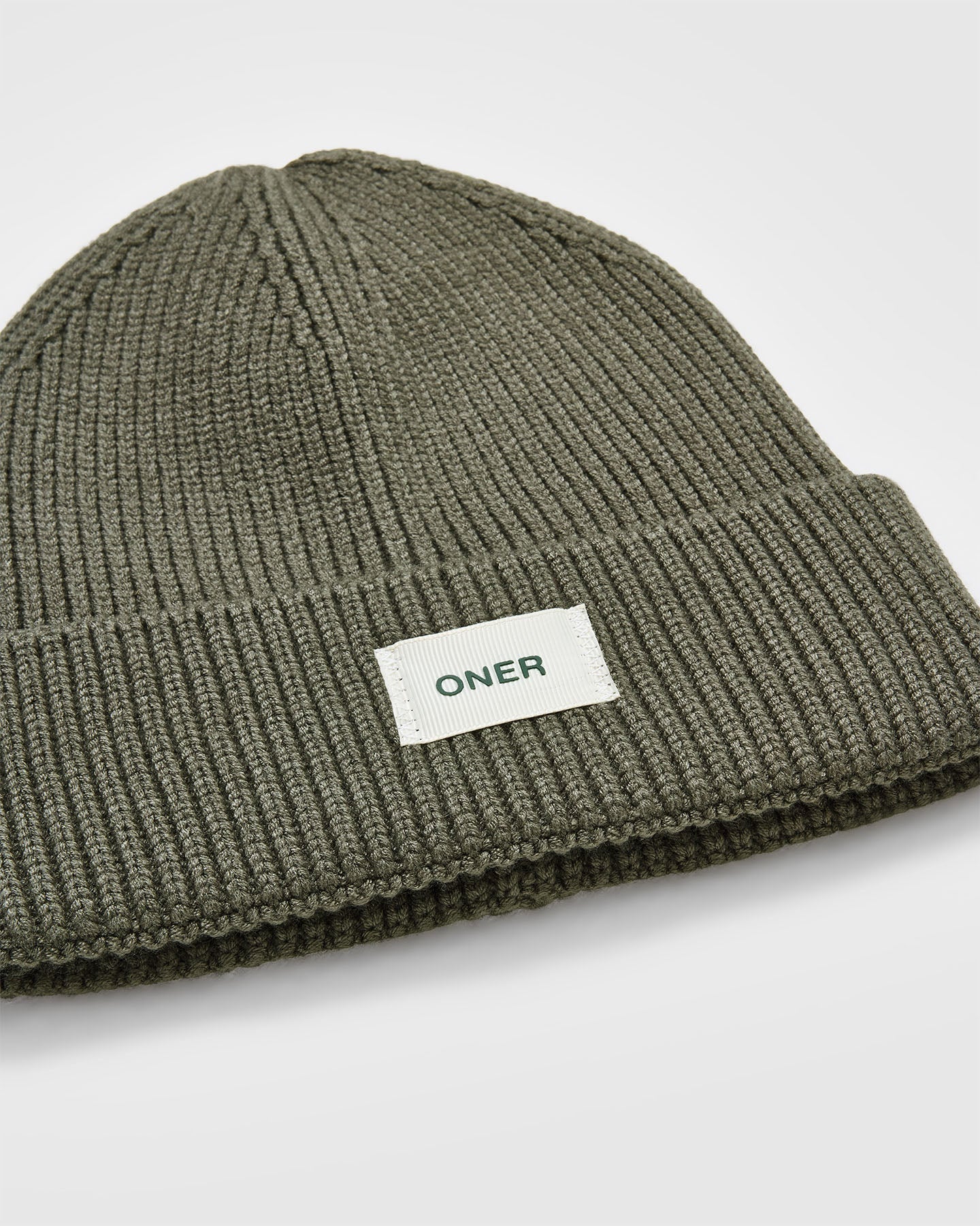 Oner Beanie Alpine Green - Soft & Warm Winter Hat for Men & Women - Perfect for Skiing, Hiking & Outdoor Activities