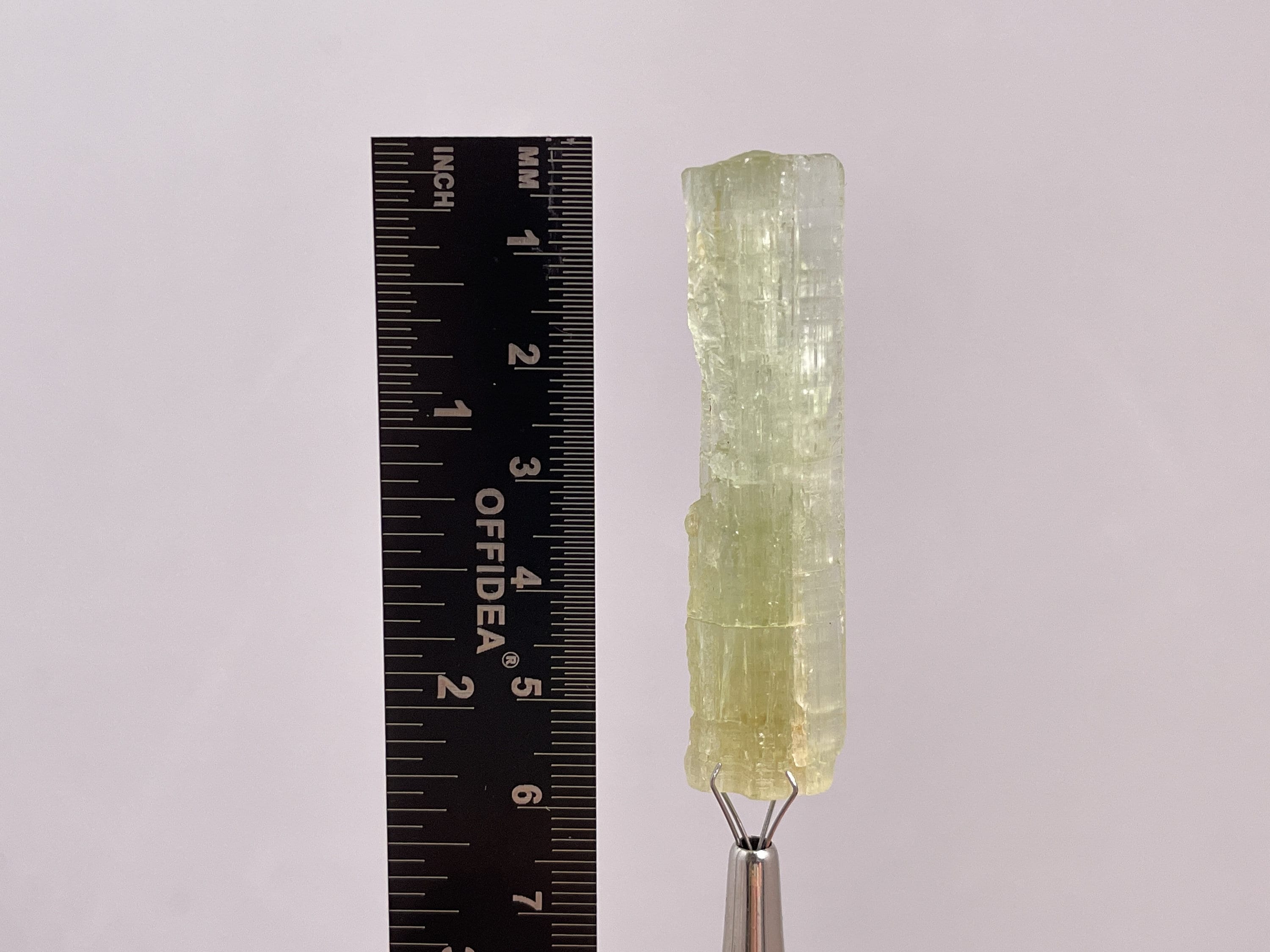 BERYL Raw Crystal Point - Natural Gemstone for Jewelry Making, Healing Crystals & Decorative Stones (47918) - Perfect for Meditation, Home Decor & Spiritual Healing