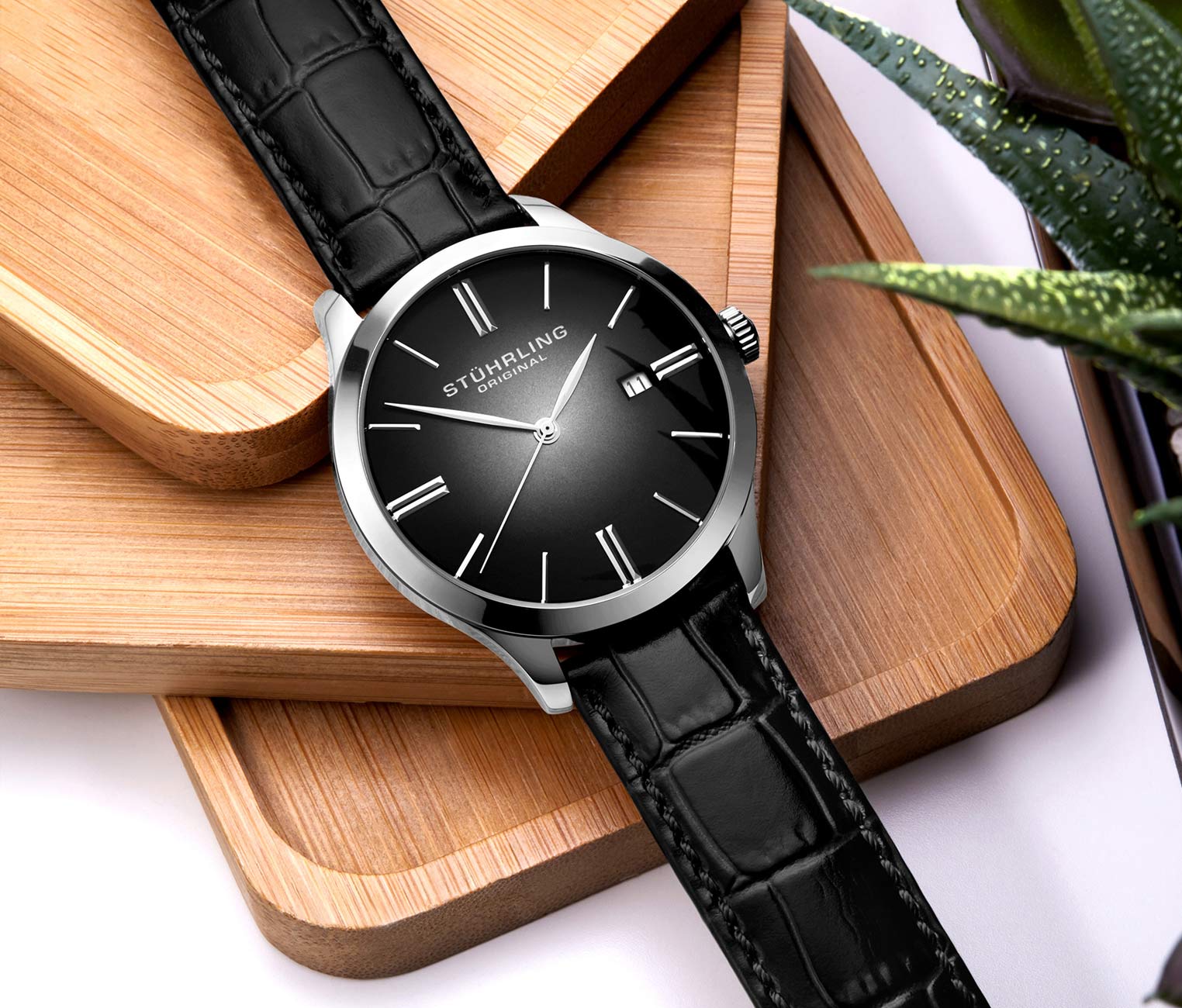 Cuvette II 490 Quartz 42mm Classic Watch - Stylish Men's Dress Watch for Business & Formal Occasions