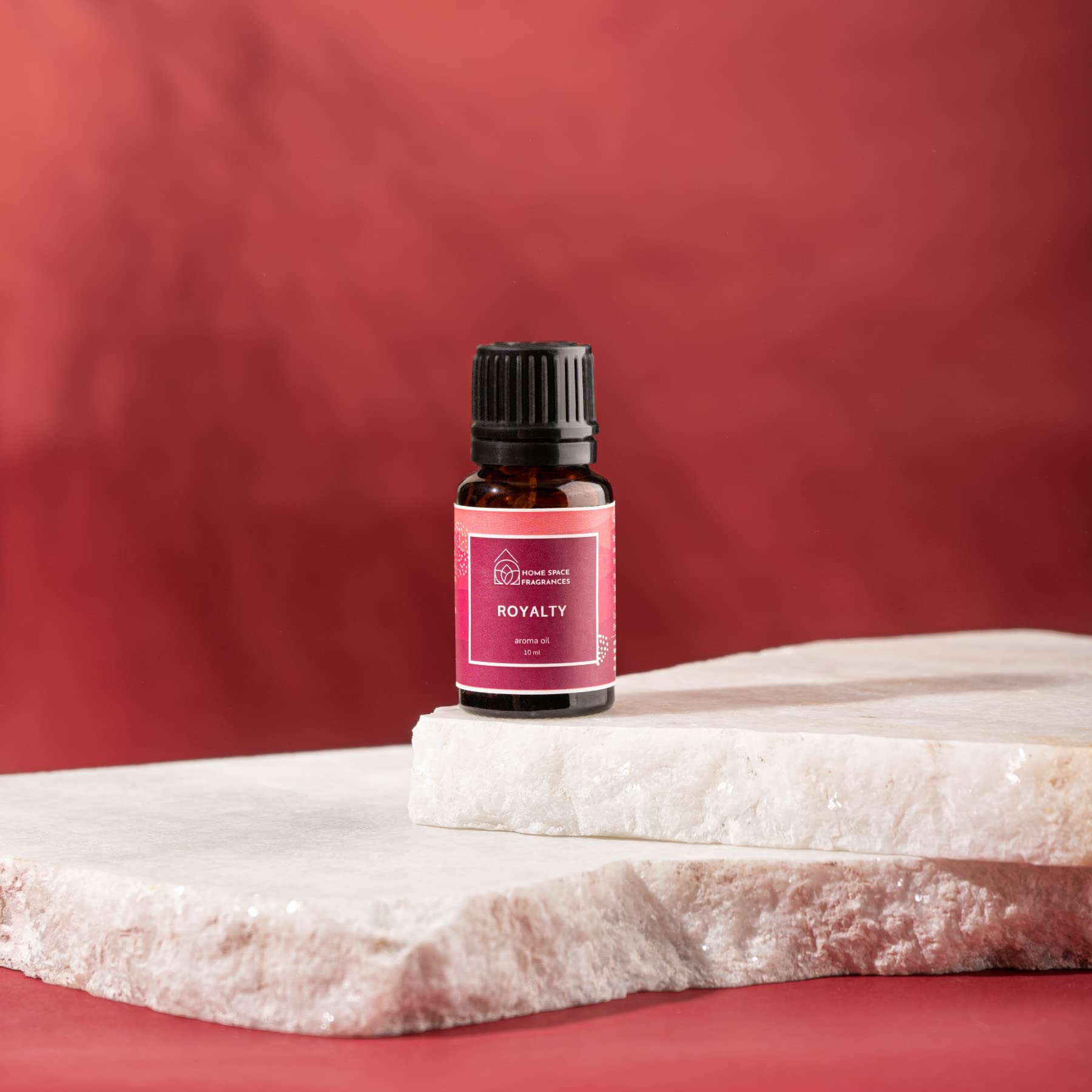 **Royalty Aroma Essential Oil - 10ml Sweet Woody Fragrance for Home & Office - Relaxing & Uplifting Aromatherapy Diffuser Oil (Pack of 1) | Perfect for Stress Relief, Meditation & Spa**