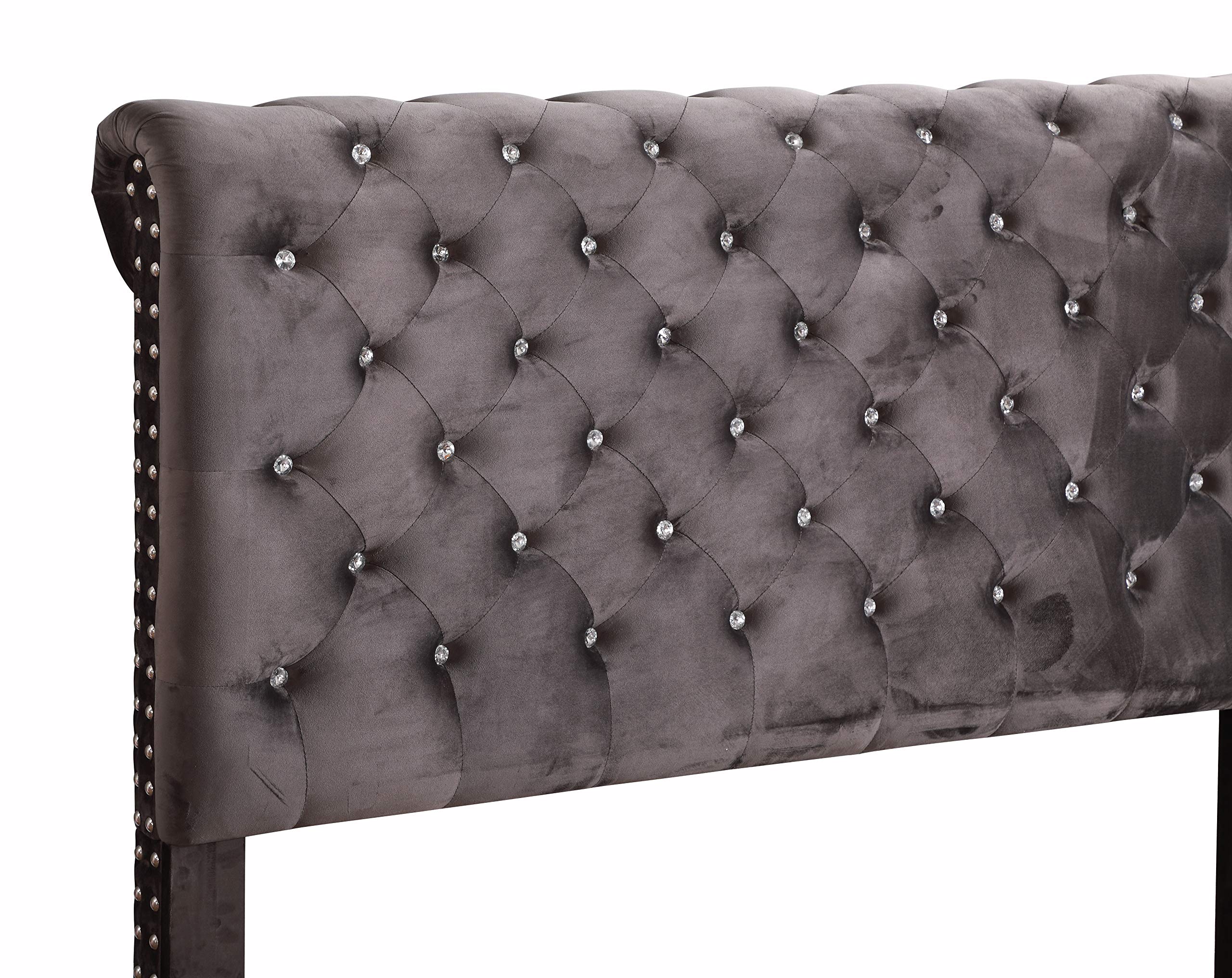 Glory Furniture Tufted Upholstered Full Size Bed in Gray - Luxurious Bedroom Furniture for Master Bedroom or Guest Room
