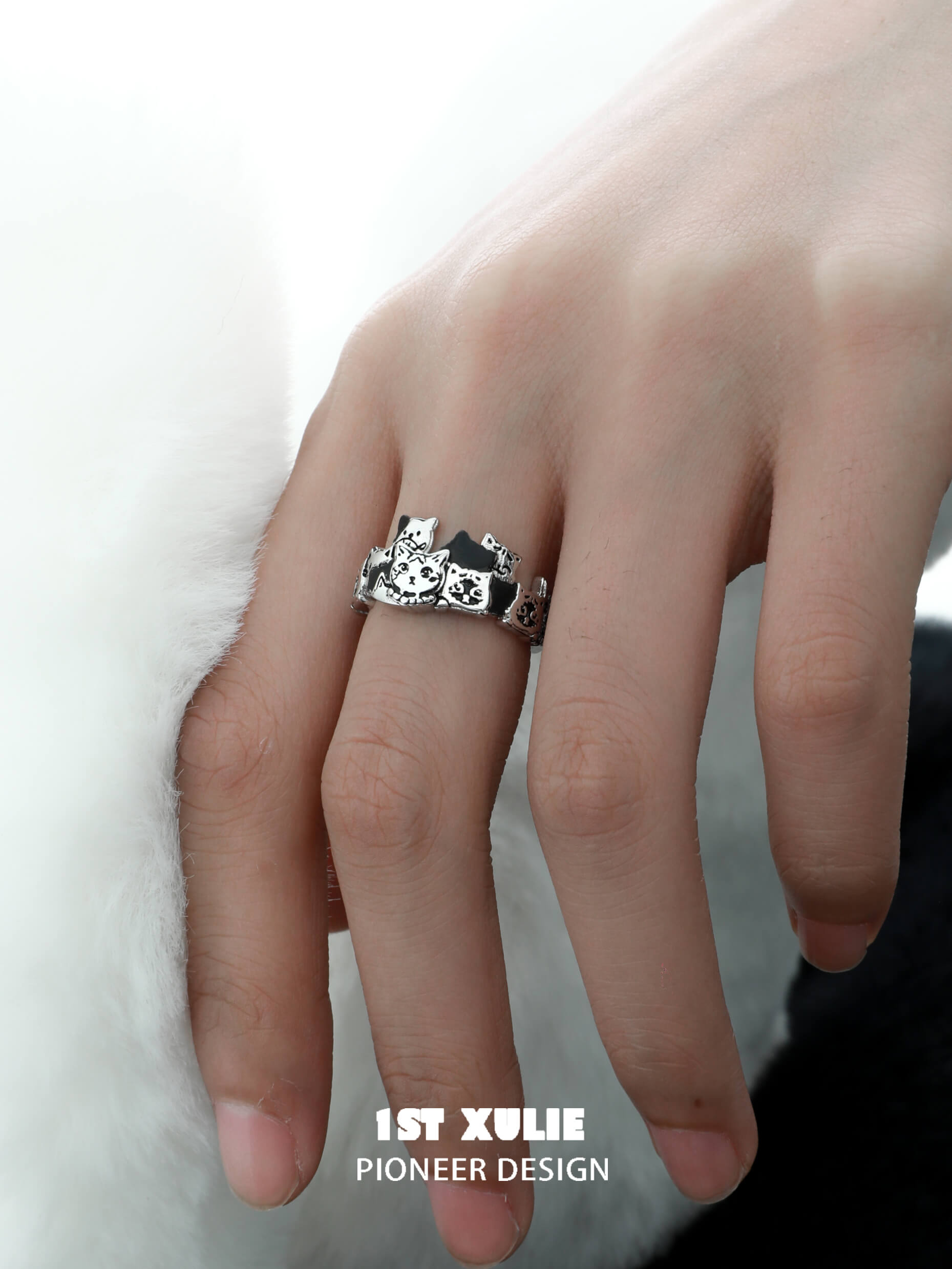 Graffiti Kitten S925 Sterling Silver Ring for Women - Dainty Cat Jewelry Gift for Cat Lovers - Perfect for Everyday Wear & Special Occasions