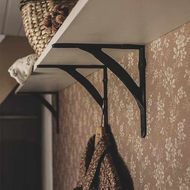 Black 20 cm Cast Iron Console - Perfect for Entryway, Living Room, or Hallway Decor
