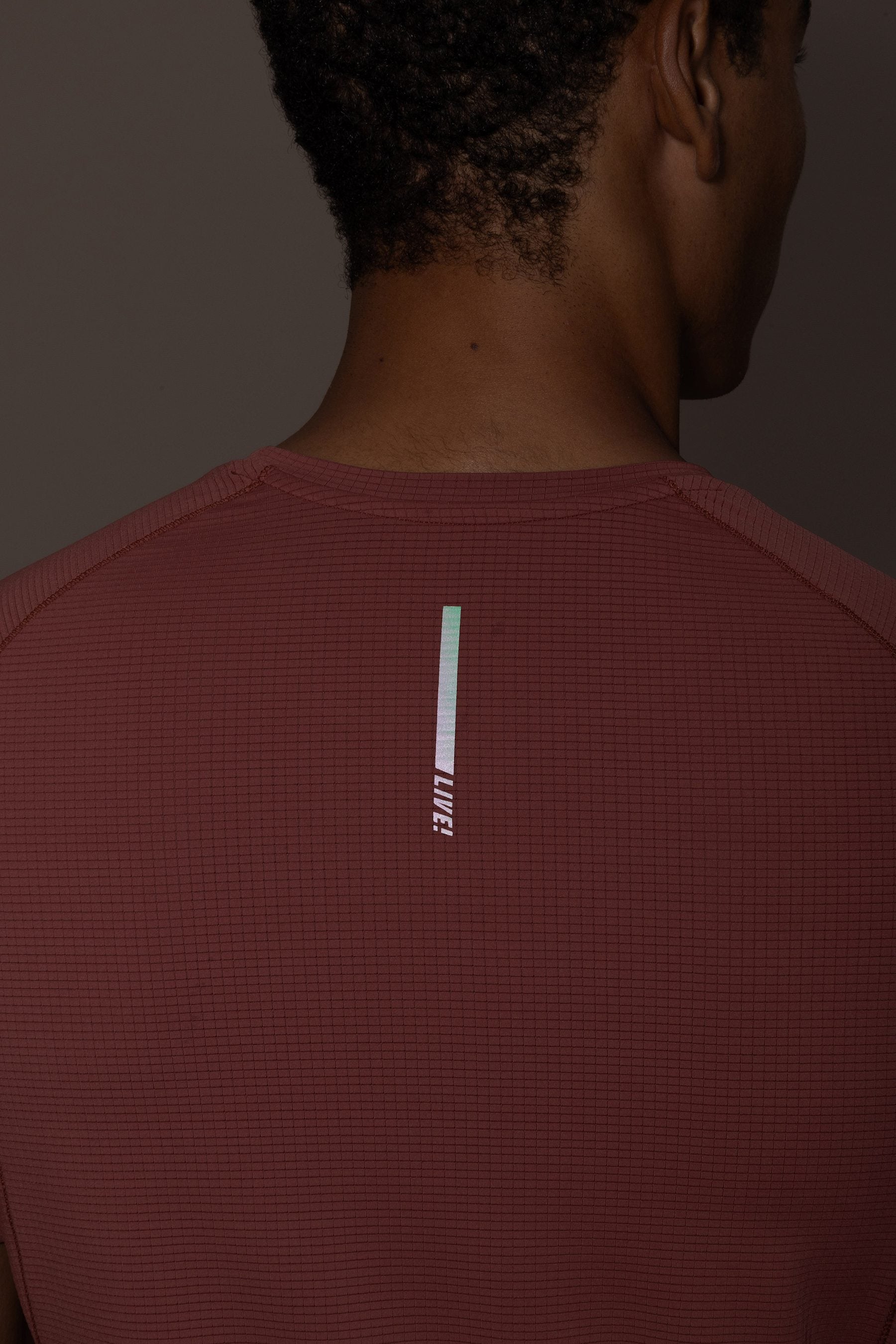 Fit Curve Air Move® Performance T-Shirt for Men & Women - Moisture Wicking, Breathable Activewear for Gym, Running & Outdoor Sports
