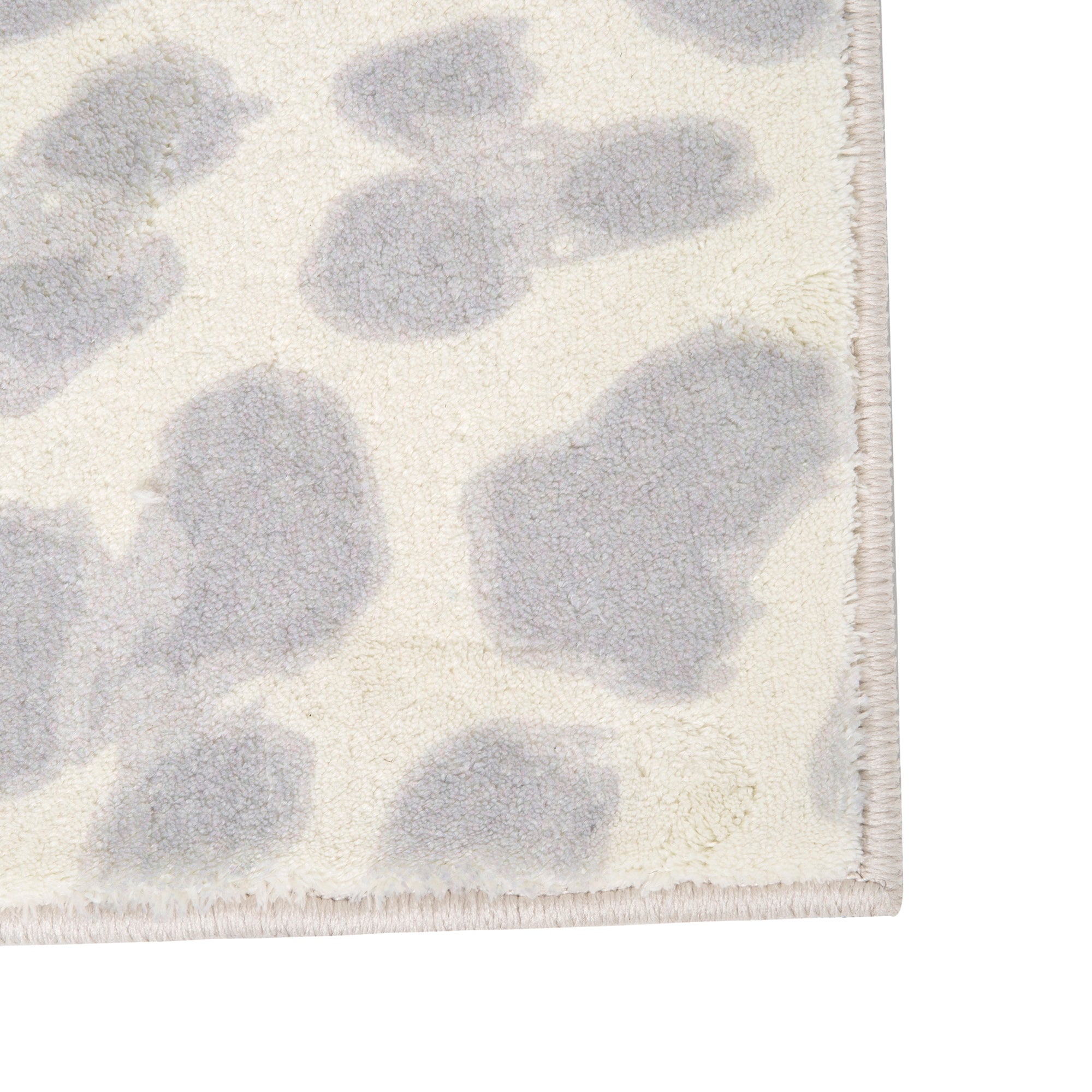 Soft Faux Leopard Print Rug - Luxury Animal Print Carpet for Living Room, Bedroom & Home Decor - Cozy & Stylish Floor Mat for Boho Chic Interior Design