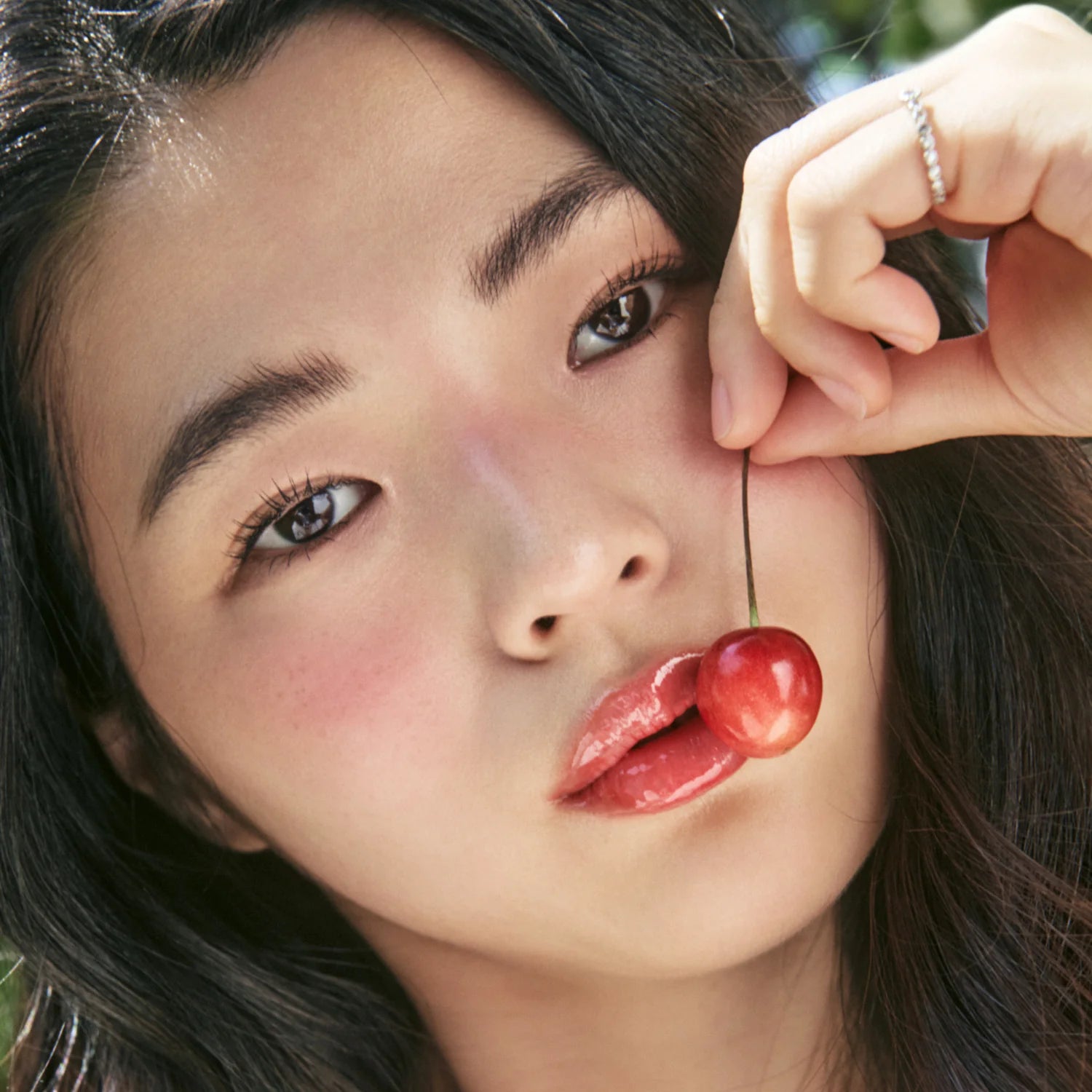 Tocobo Juicy Berry Lip Oil - Plumping & Hydrating Gloss for Fuller Lips | Perfect for Daily Moisture & Night Care