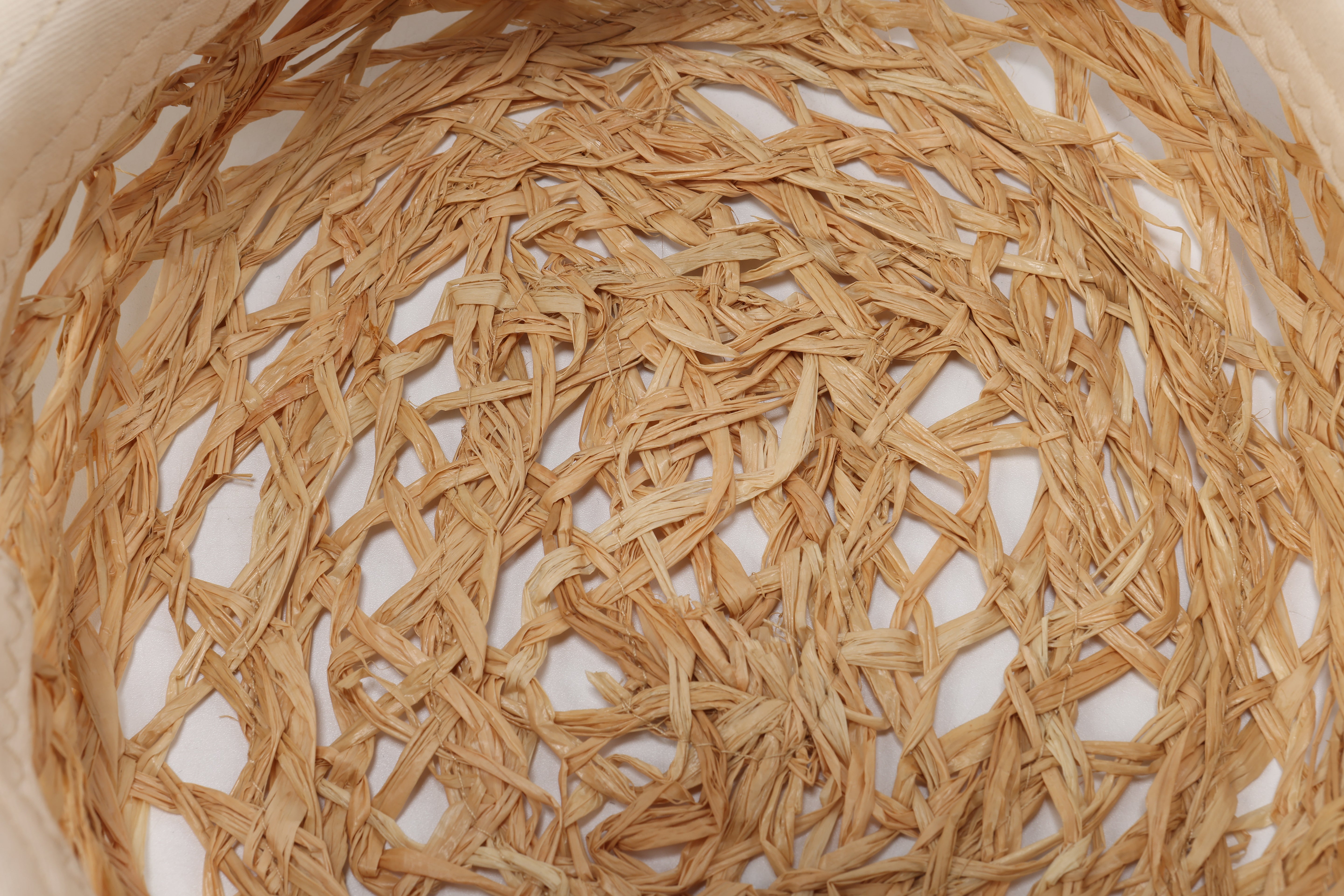Stylish Raffia Straw Hat with Adjustable Hat Chain - Perfect for Beach, Summer Outfits & Outdoor Activities