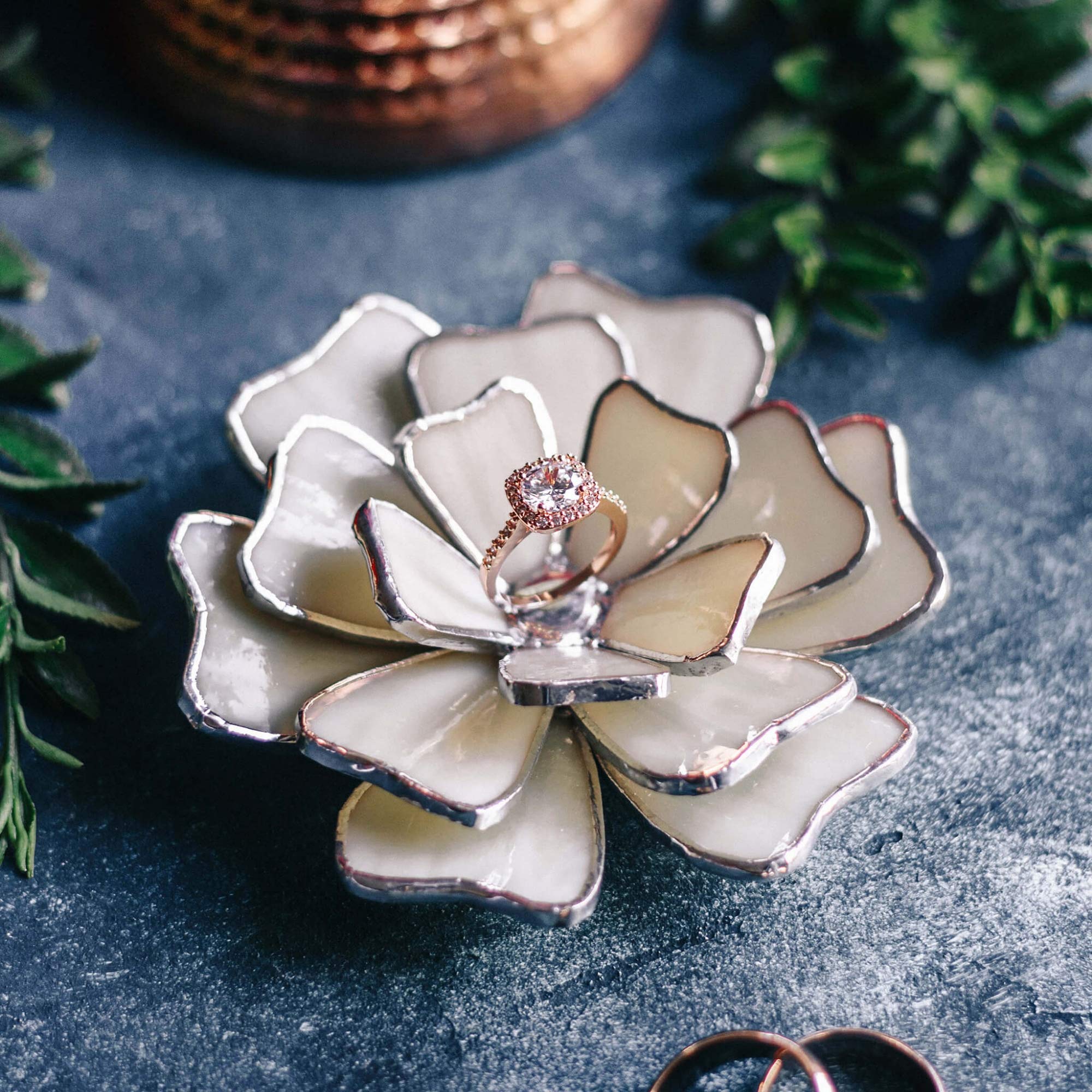 Floral Stained Glass Ring Dish - Elegant Marbled Jewelry Holder for Wedding Rings & Accessories - Perfect for Bridal Showers, Home Decor & Gift Giving