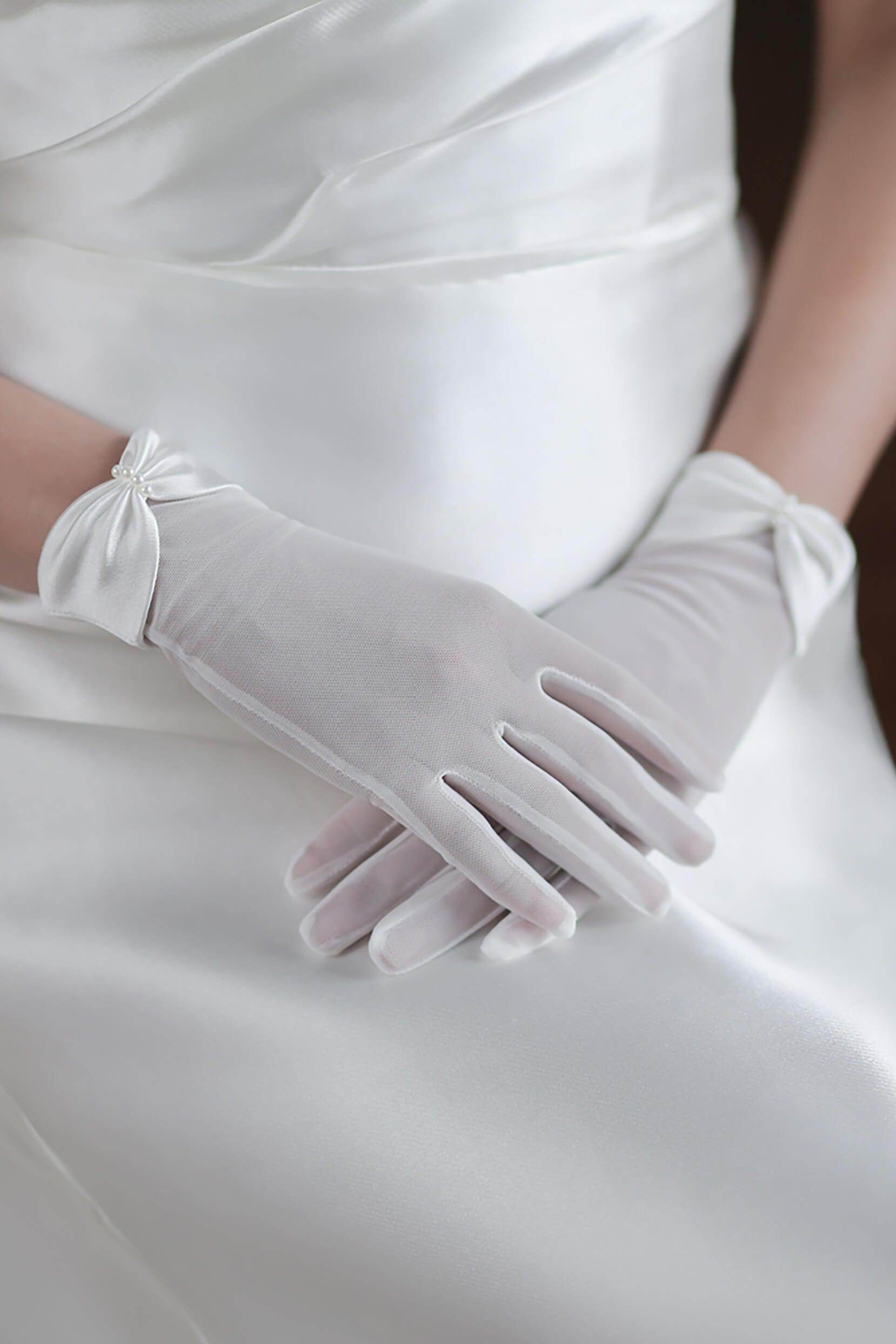 Elegant Fingertip Wrist-Length Polyester Wedding Gloves CD0096 - Perfect for Bridal Ceremonies, Formal Events & Vintage Fashion Looks