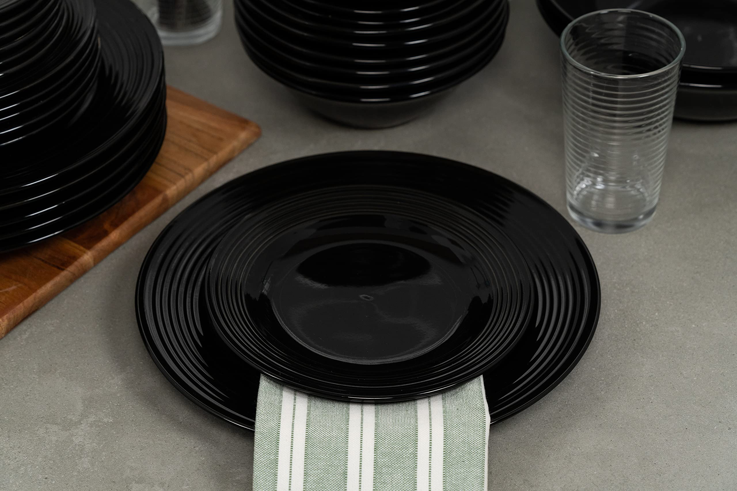 10-Piece Strawberry Street Nova Black Round Dinnerware Set - Service for 6 | Elegant Tableware for Everyday Dining, Dinner Parties & Holiday Entertaining
