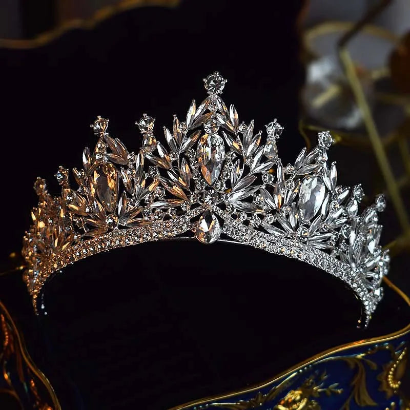 Sparkling Quinceañera Tiara with Detailed Crystals - Perfect for Sweet 15 Birthday Parties & Special Occasions
