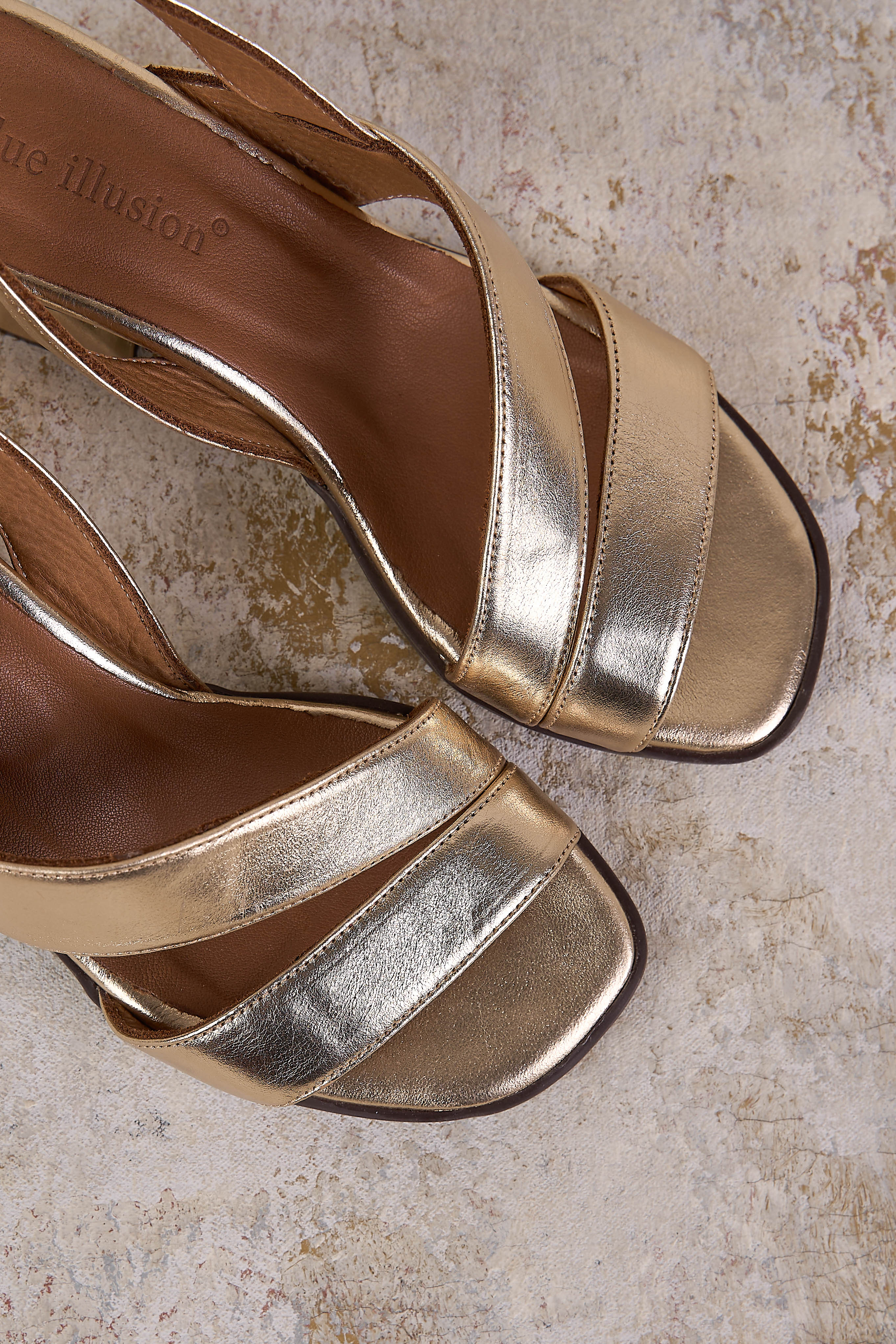 Minnie Mouse Gold Heels for Women - Elegant Disney Princess Shoes for Parties, Weddings & Cosplay | Comfortable & Stylish Formal Footwear