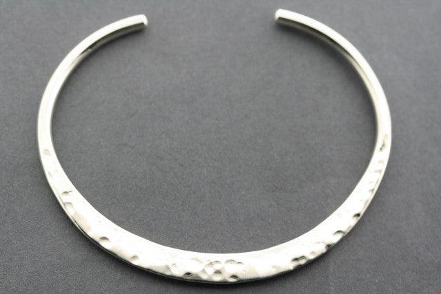 Flattened Battered Cuff Bracelet - Trendy Vintage Style Jewelry for Women - Perfect for Boho Outfits & Casual Wear